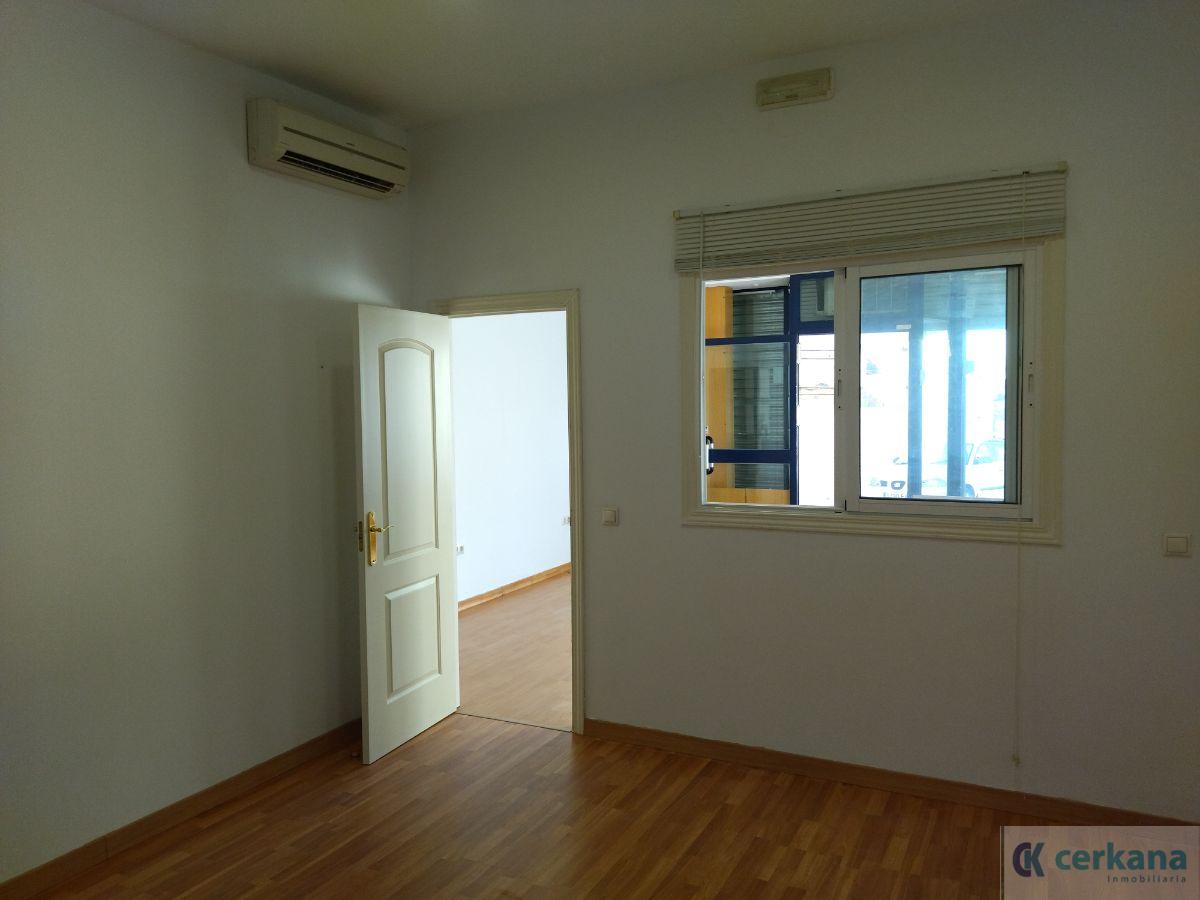 Alquiler de local comercial en Gines