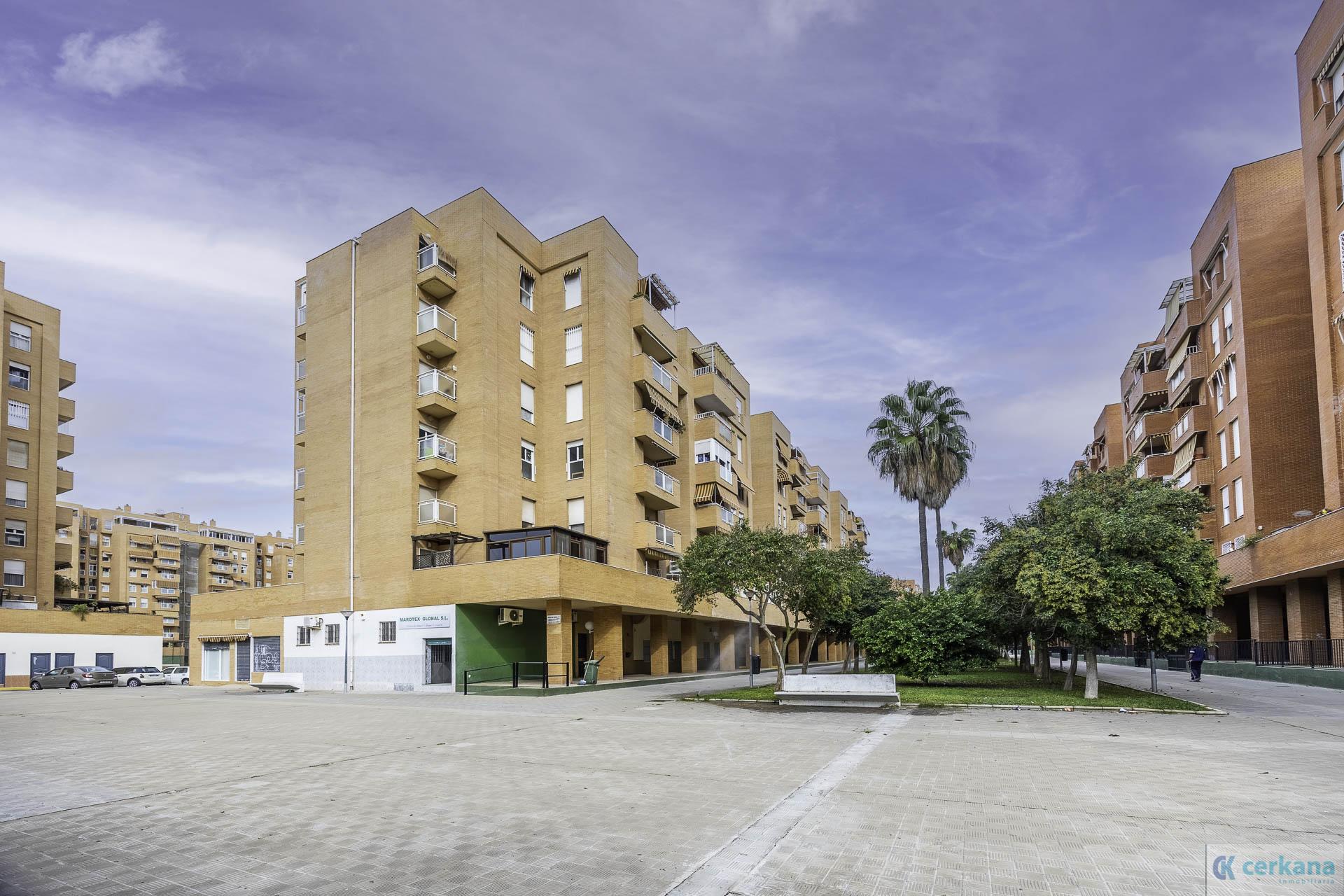 For sale of flat in Sevilla