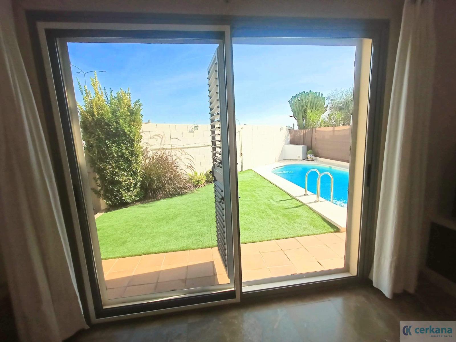Venta de chalet en Espartinas