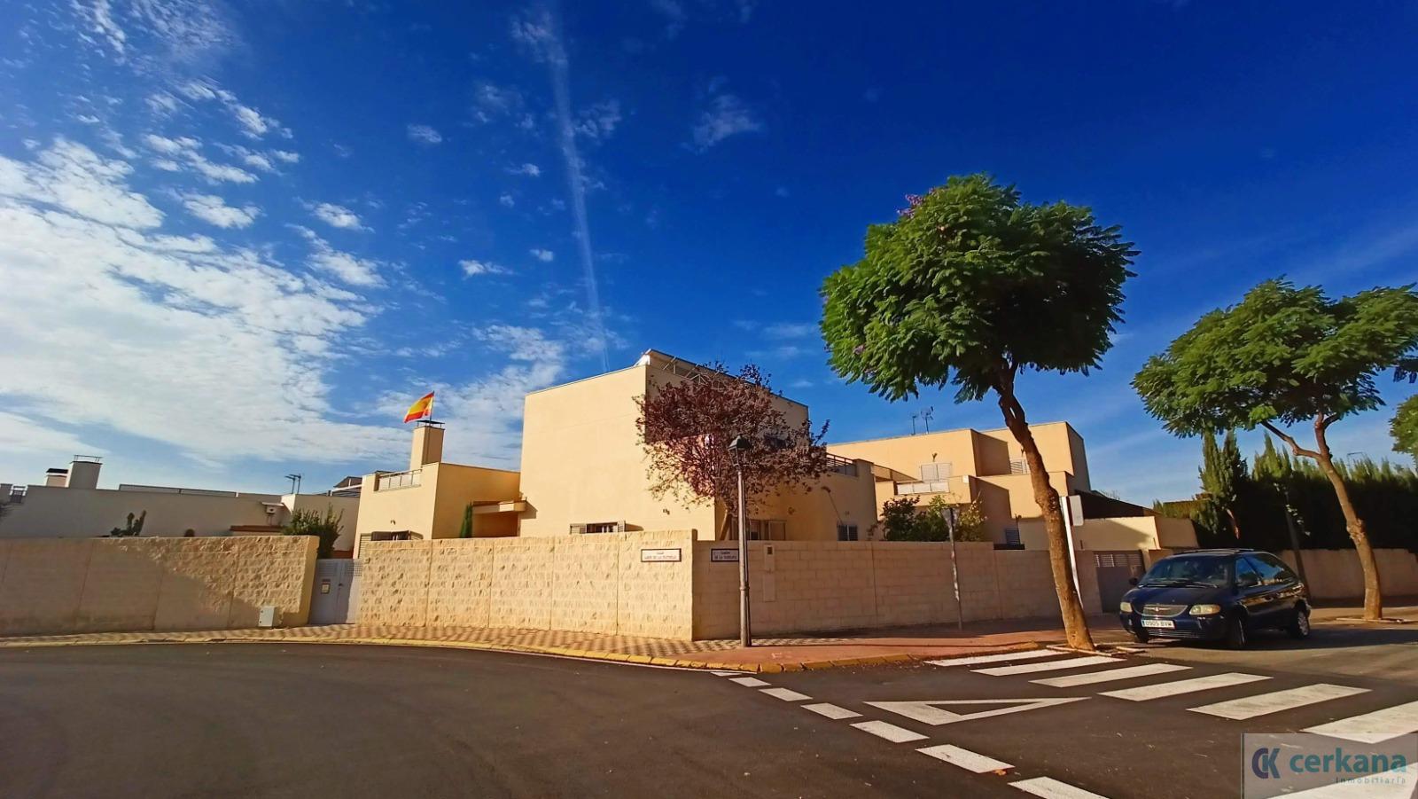 Venta de chalet en Espartinas