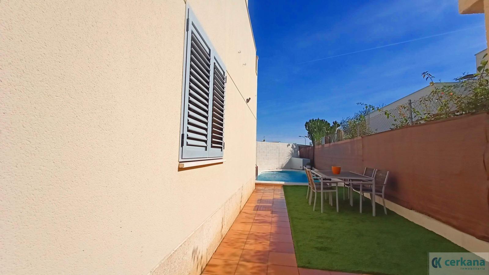 Venta de chalet en Espartinas