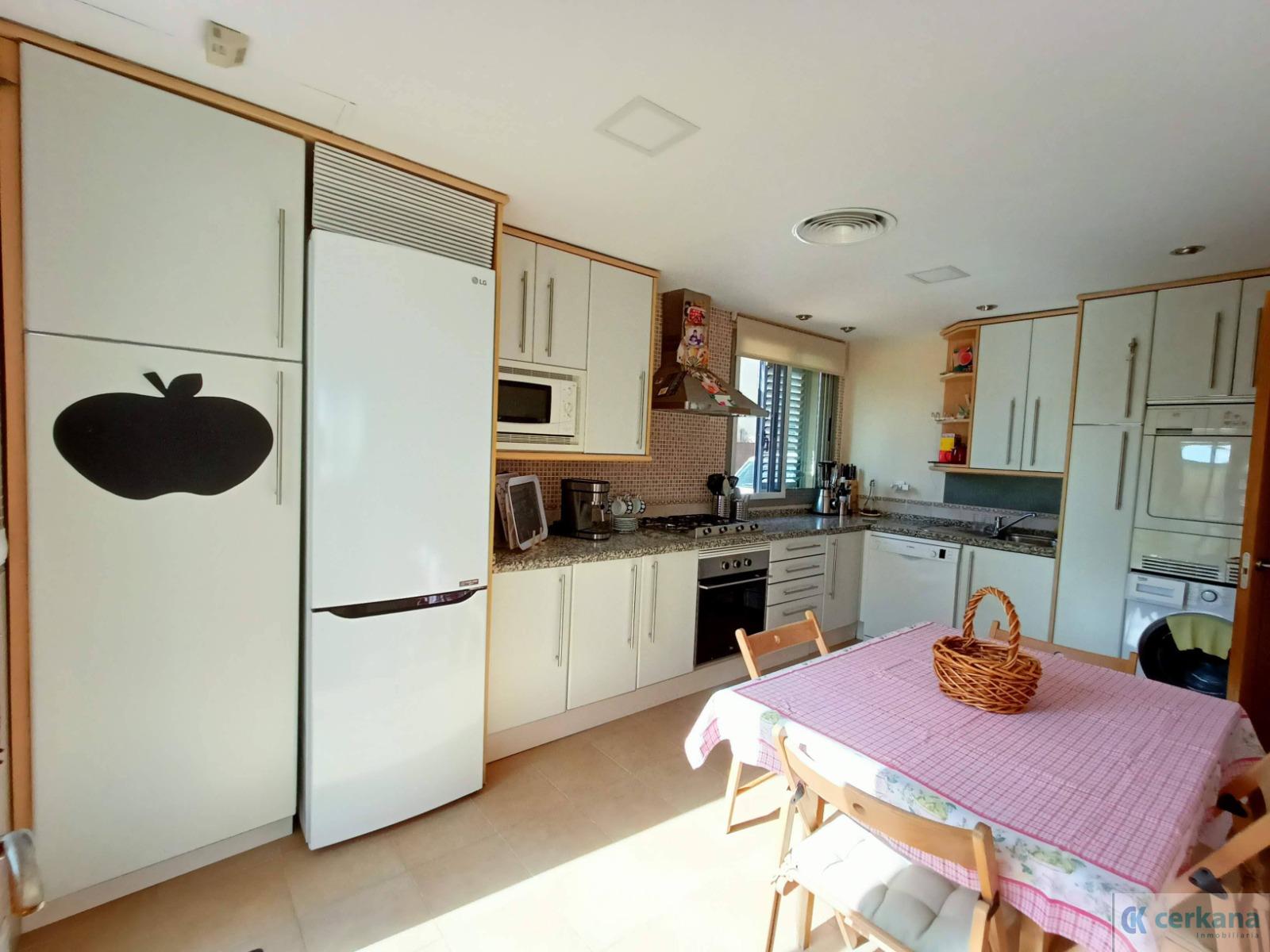 Venta de chalet en Espartinas