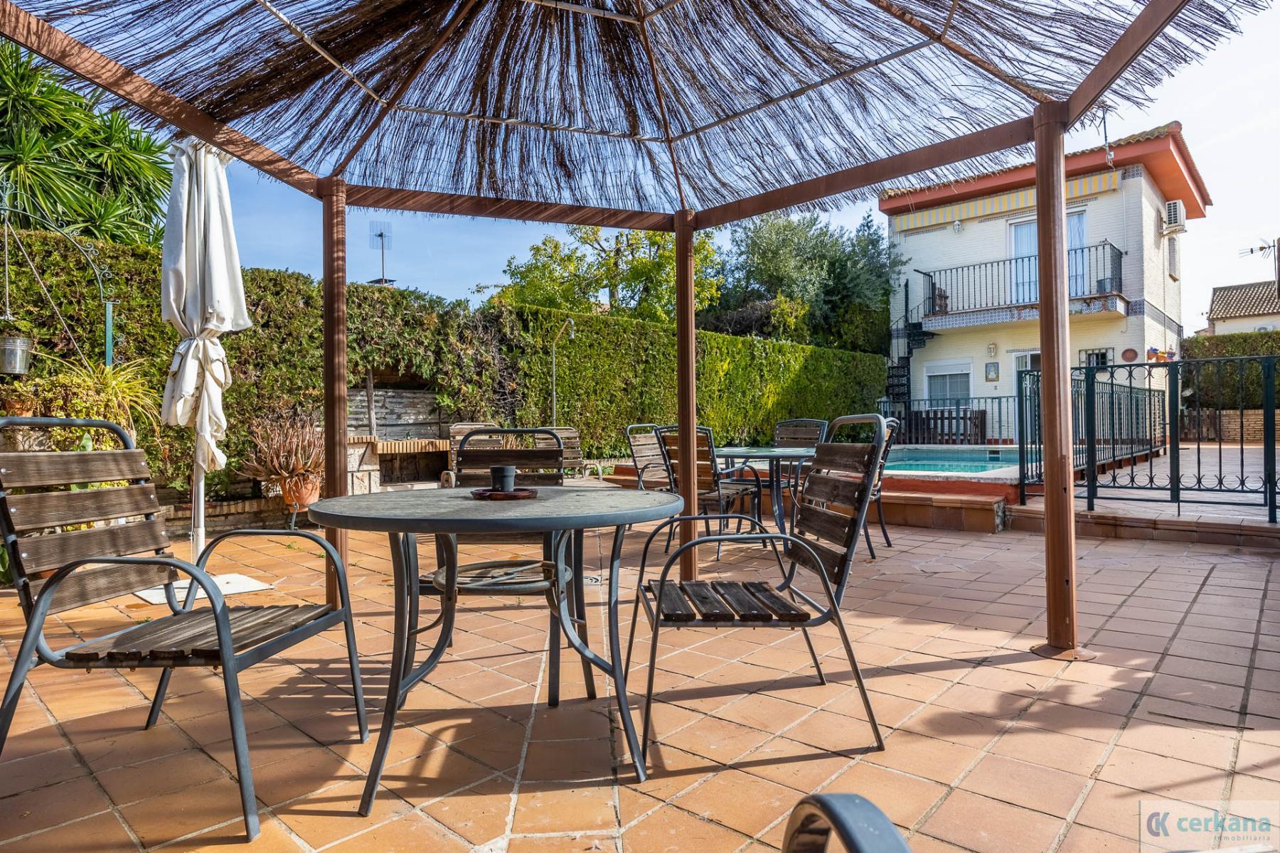 For sale of chalet in Valencina de la Concepción