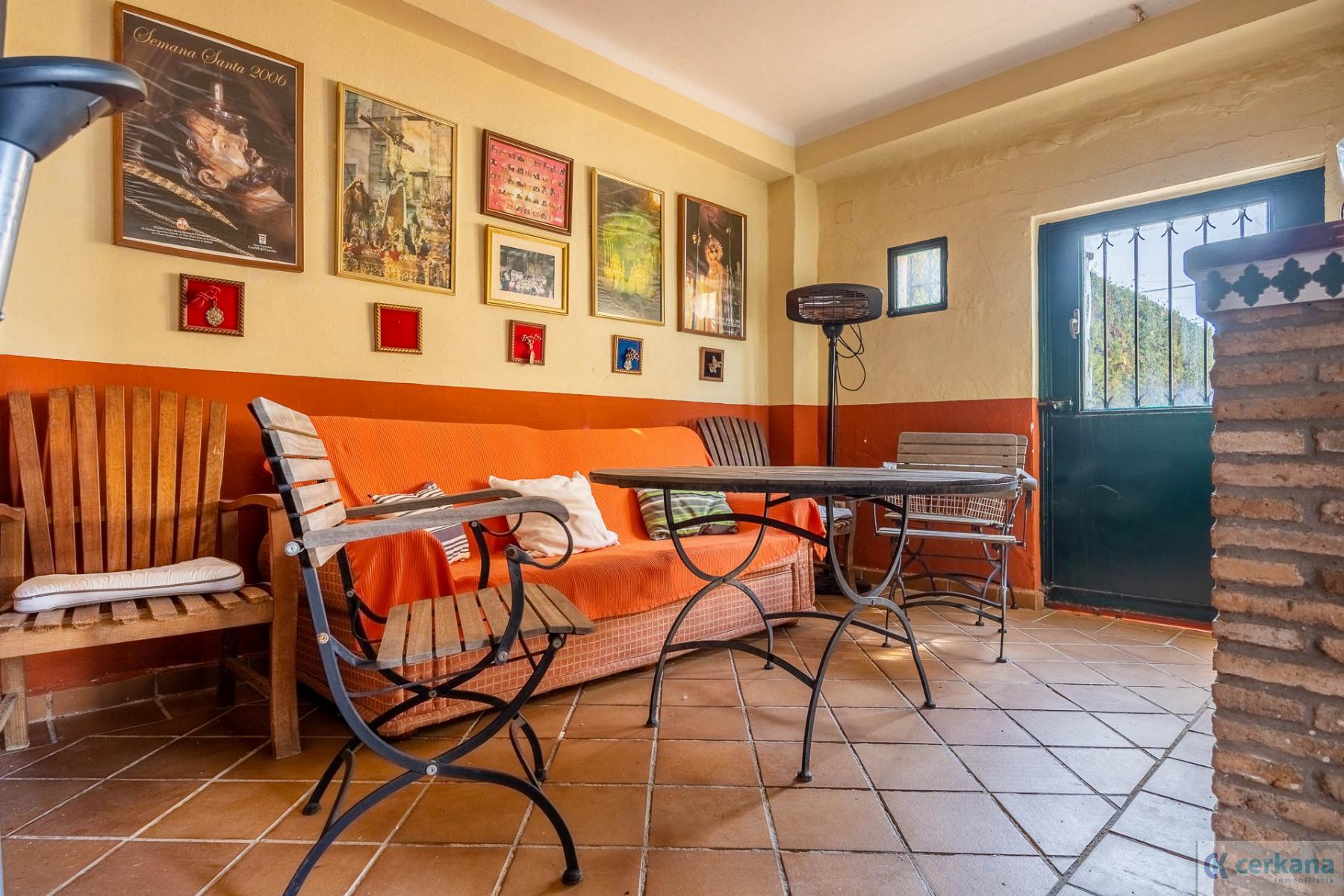 For sale of chalet in Valencina de la Concepción