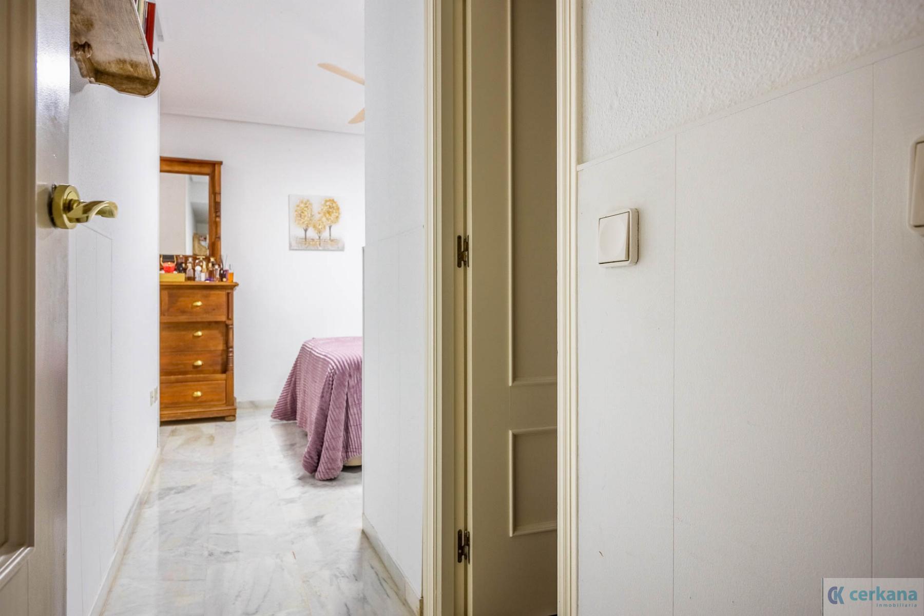 For sale of flat in Sevilla