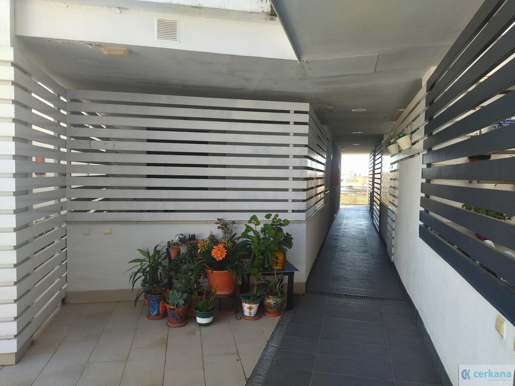 For sale of flat in Pilas