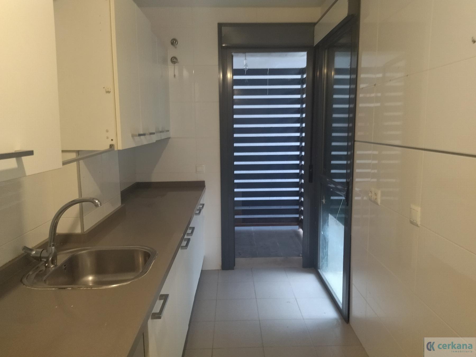 For sale of flat in Pilas