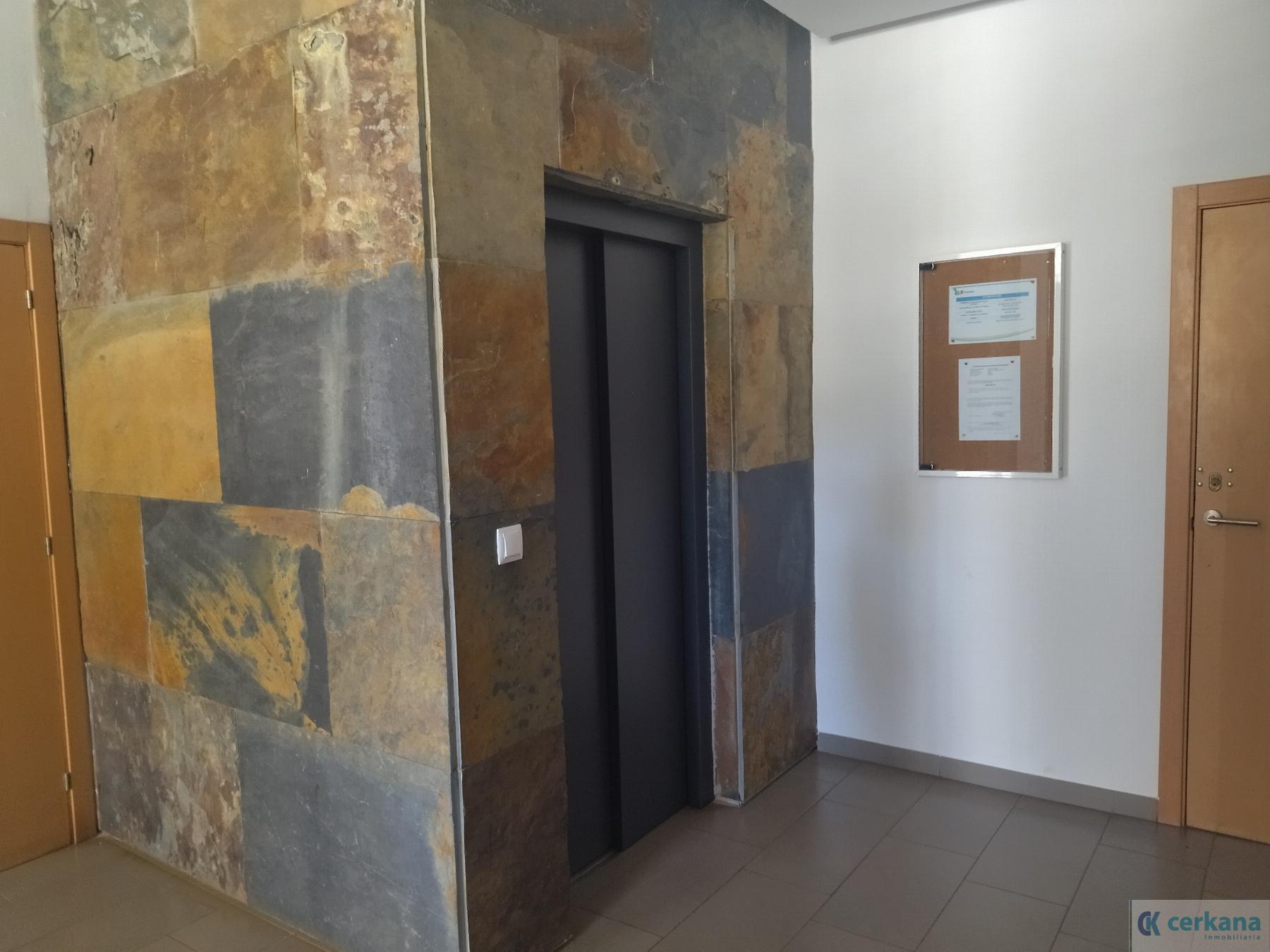 For sale of flat in Pilas