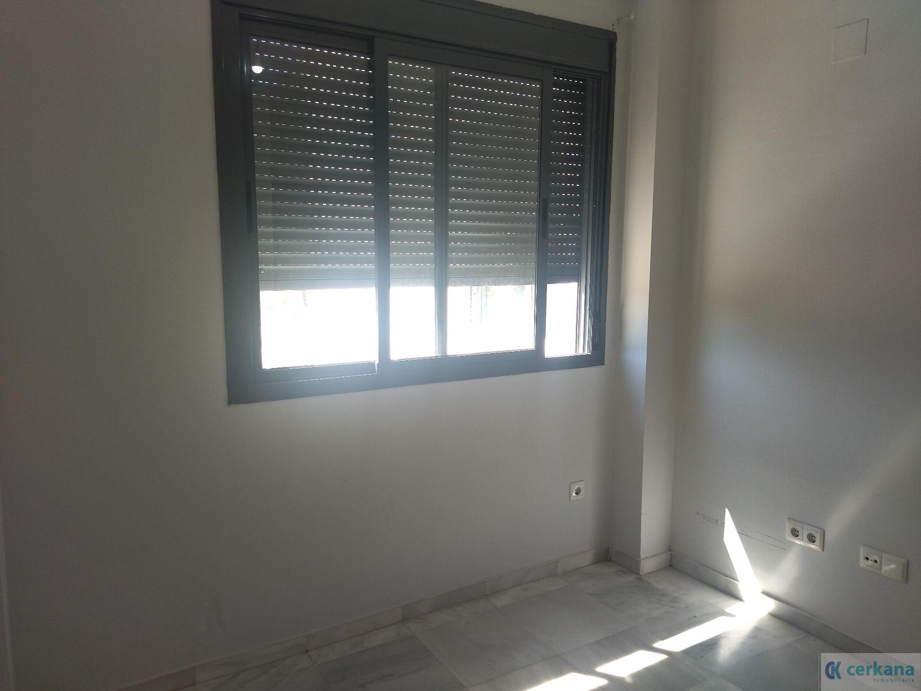 For sale of flat in Pilas