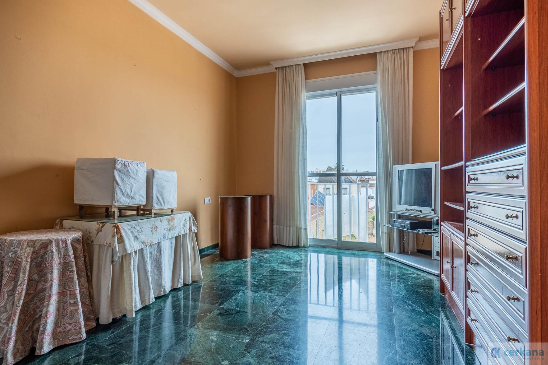 Venta de casa en Gines
