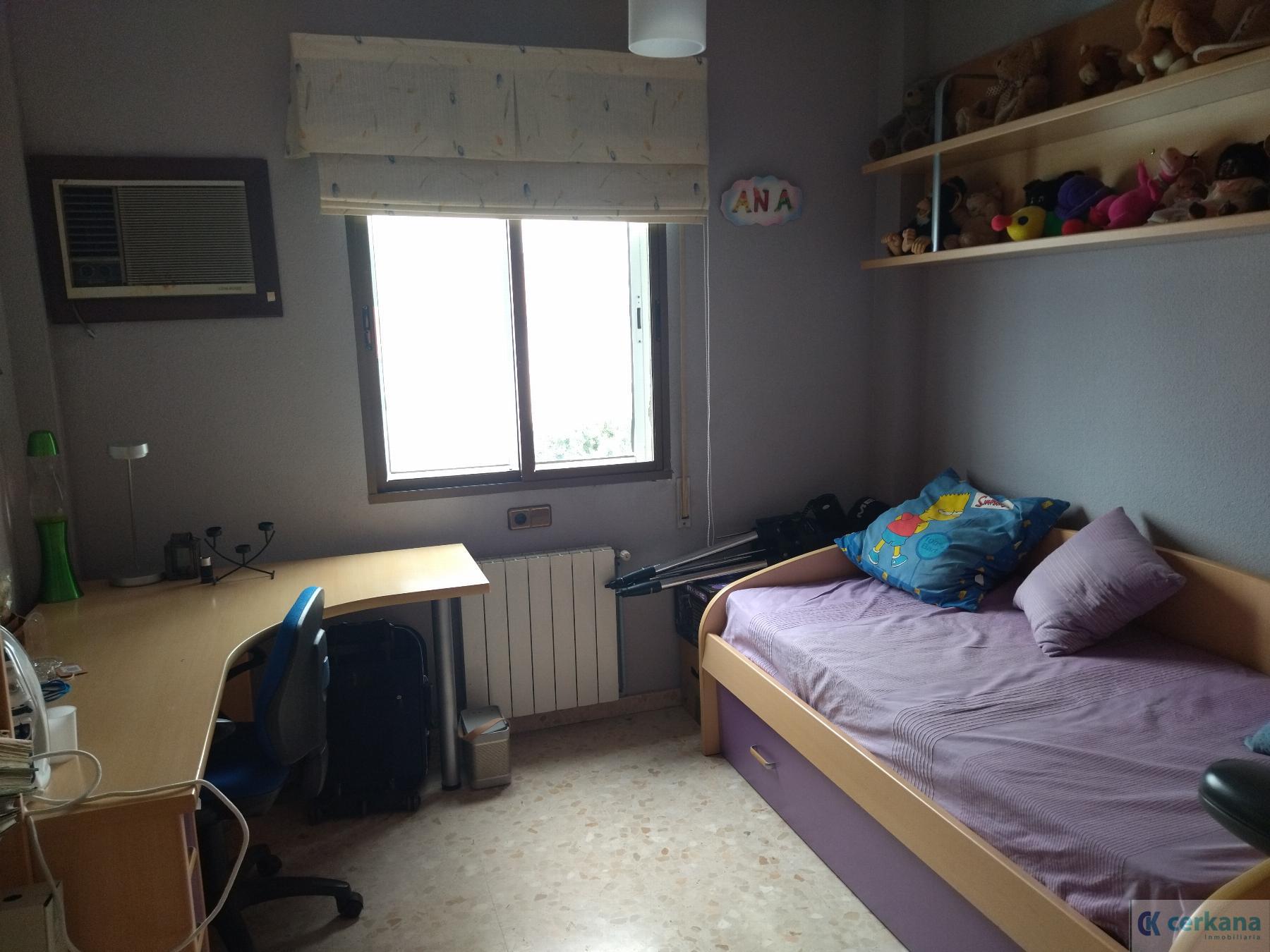 For rent of chalet in Gines