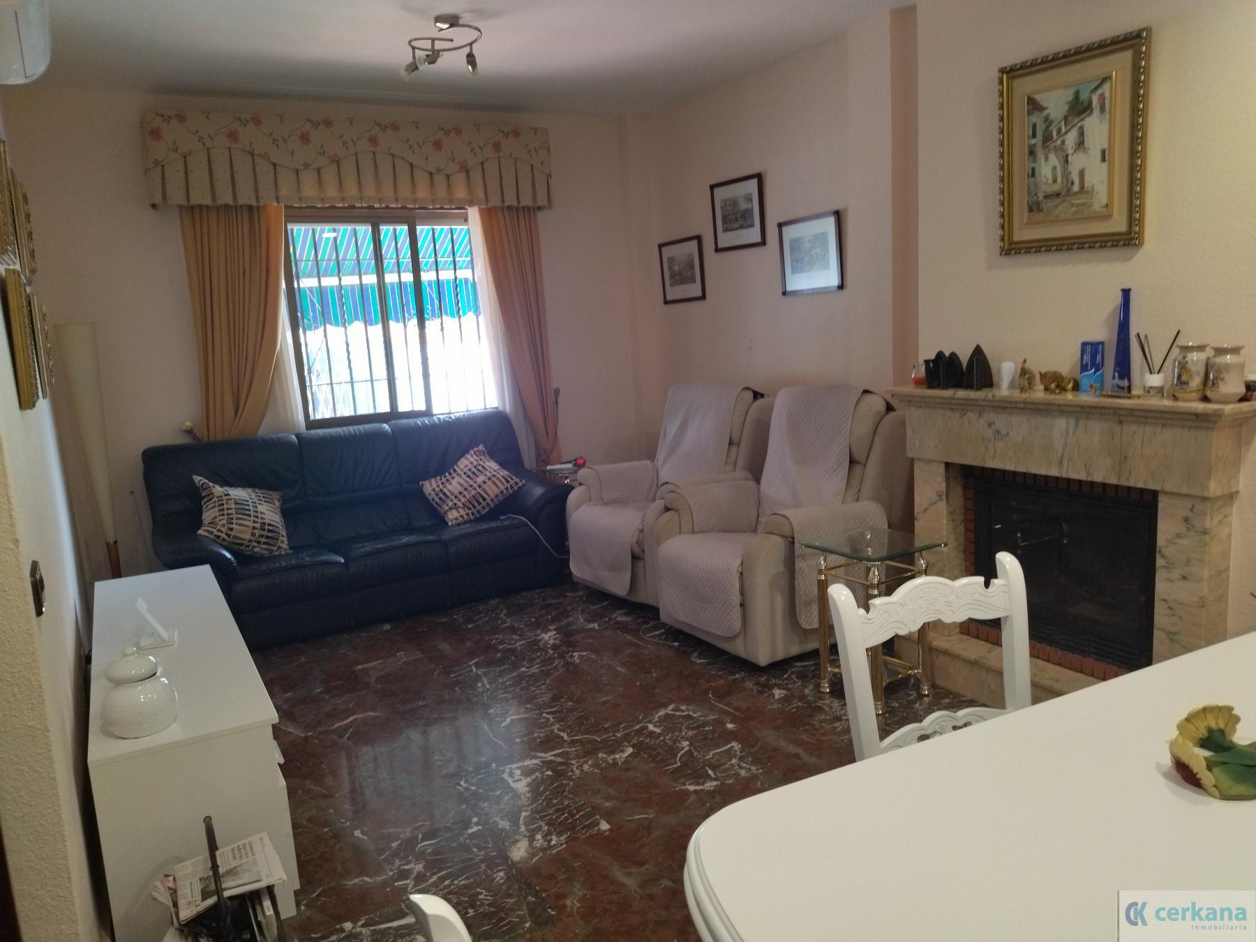 For rent of chalet in Gines