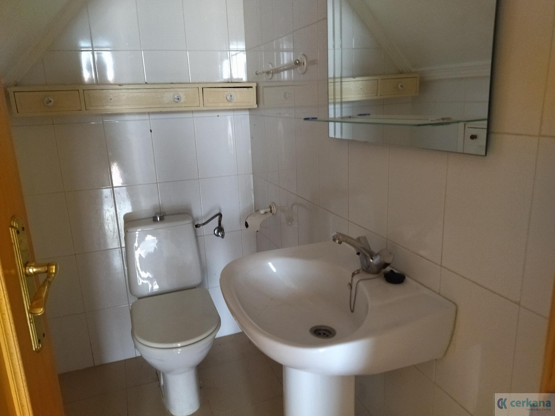 For sale of chalet in Gines