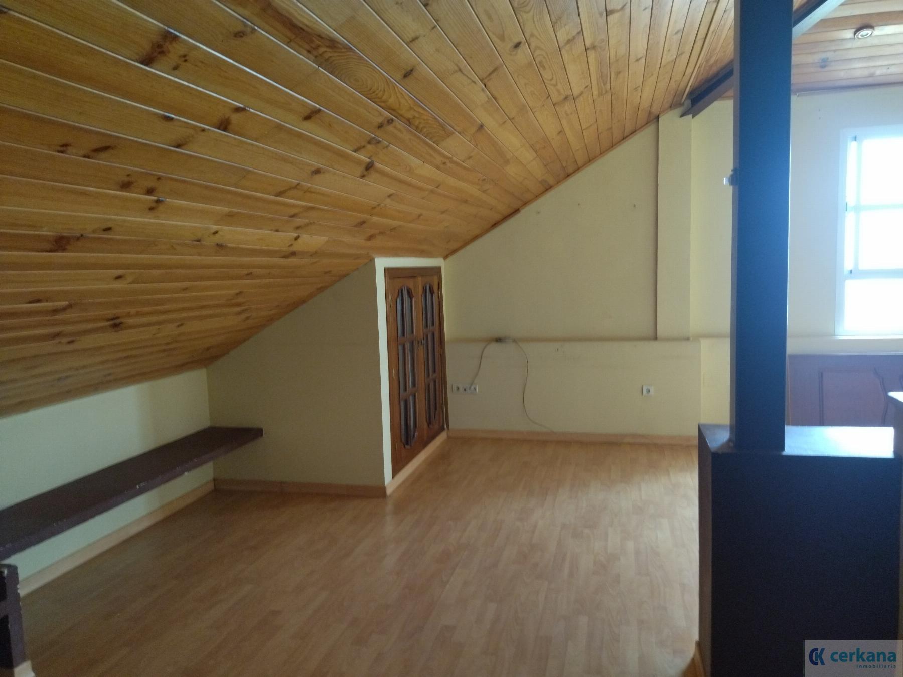 For sale of chalet in Gines