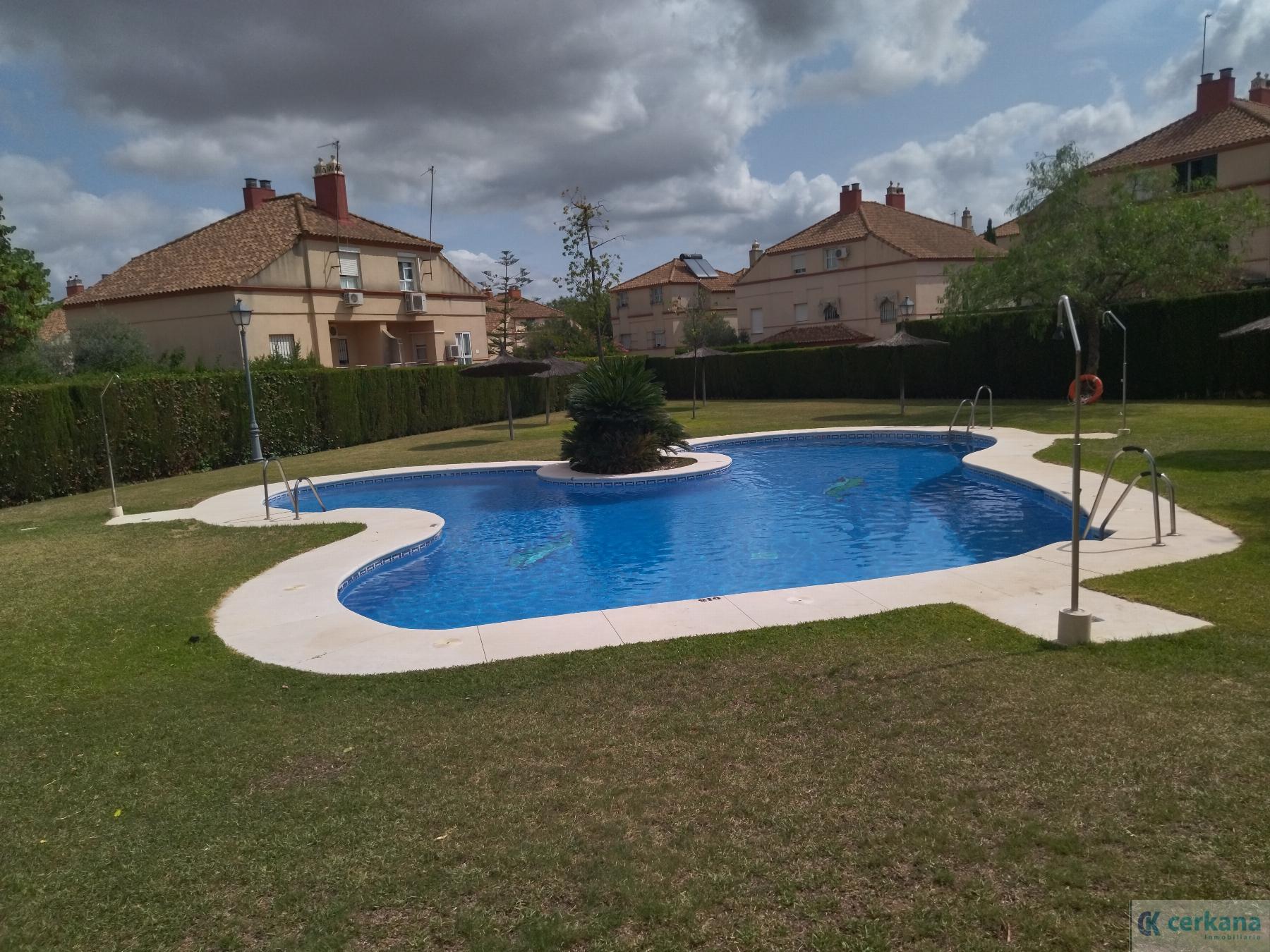 For sale of chalet in Gines