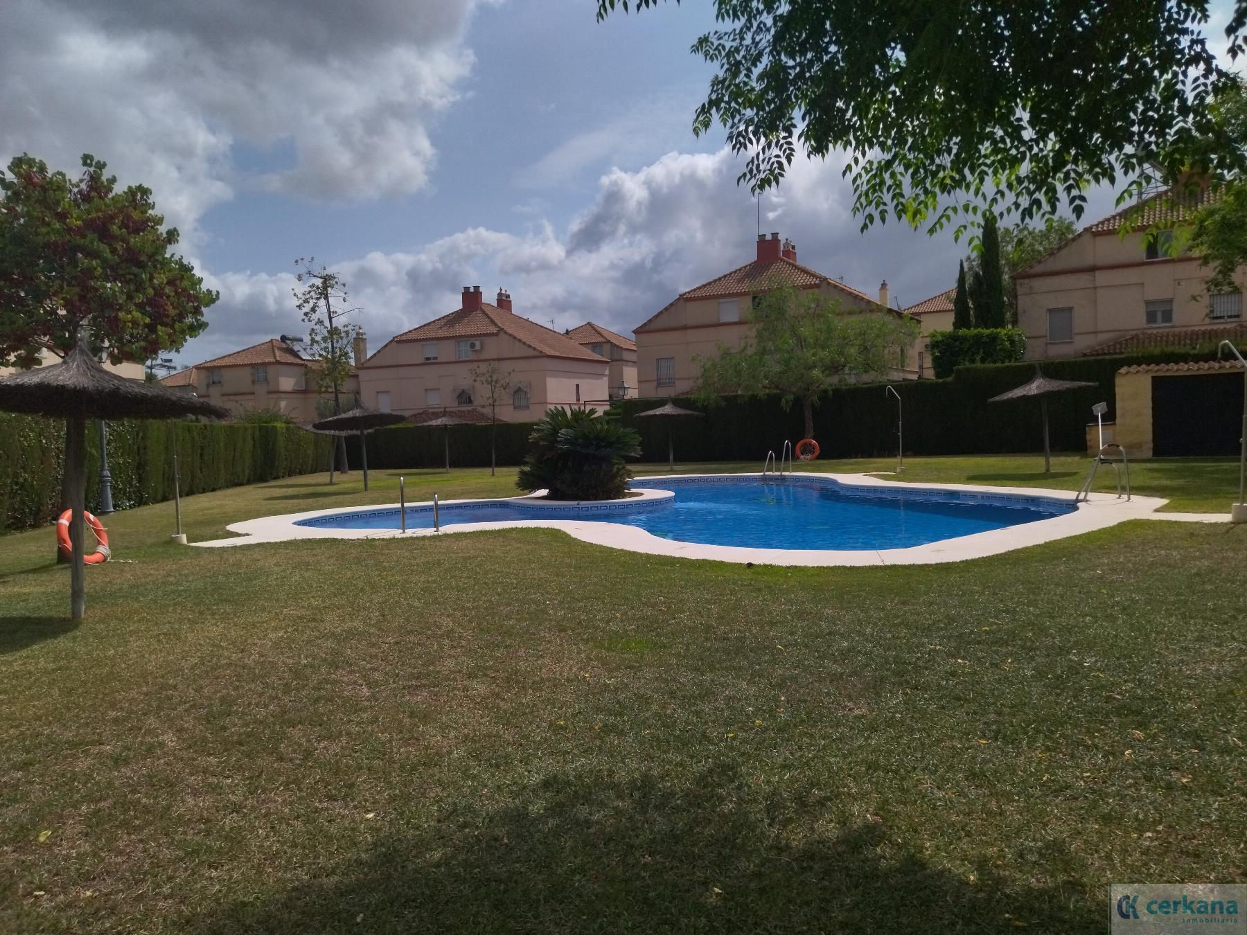 For sale of chalet in Gines