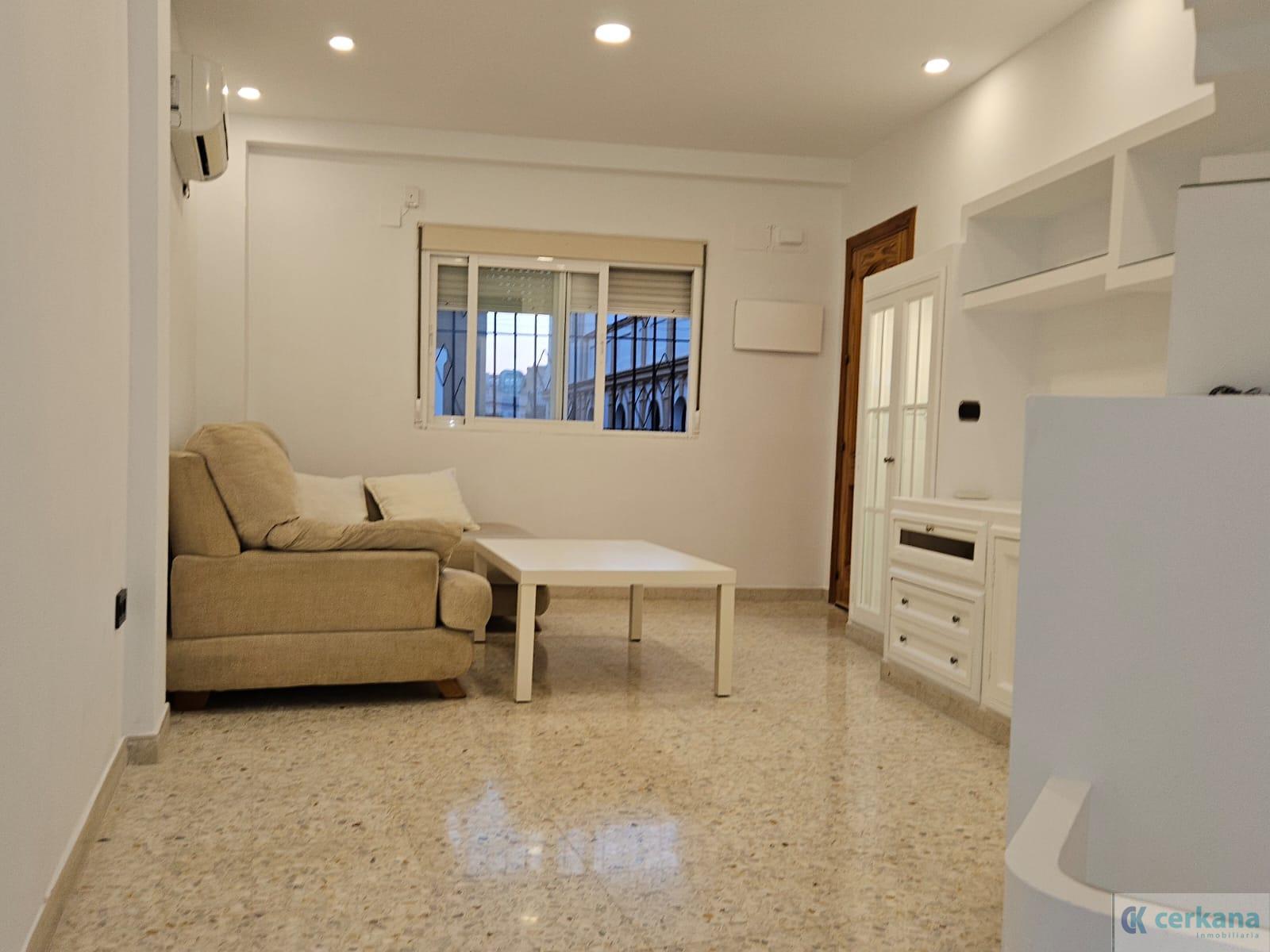 For rent of flat in Sevilla