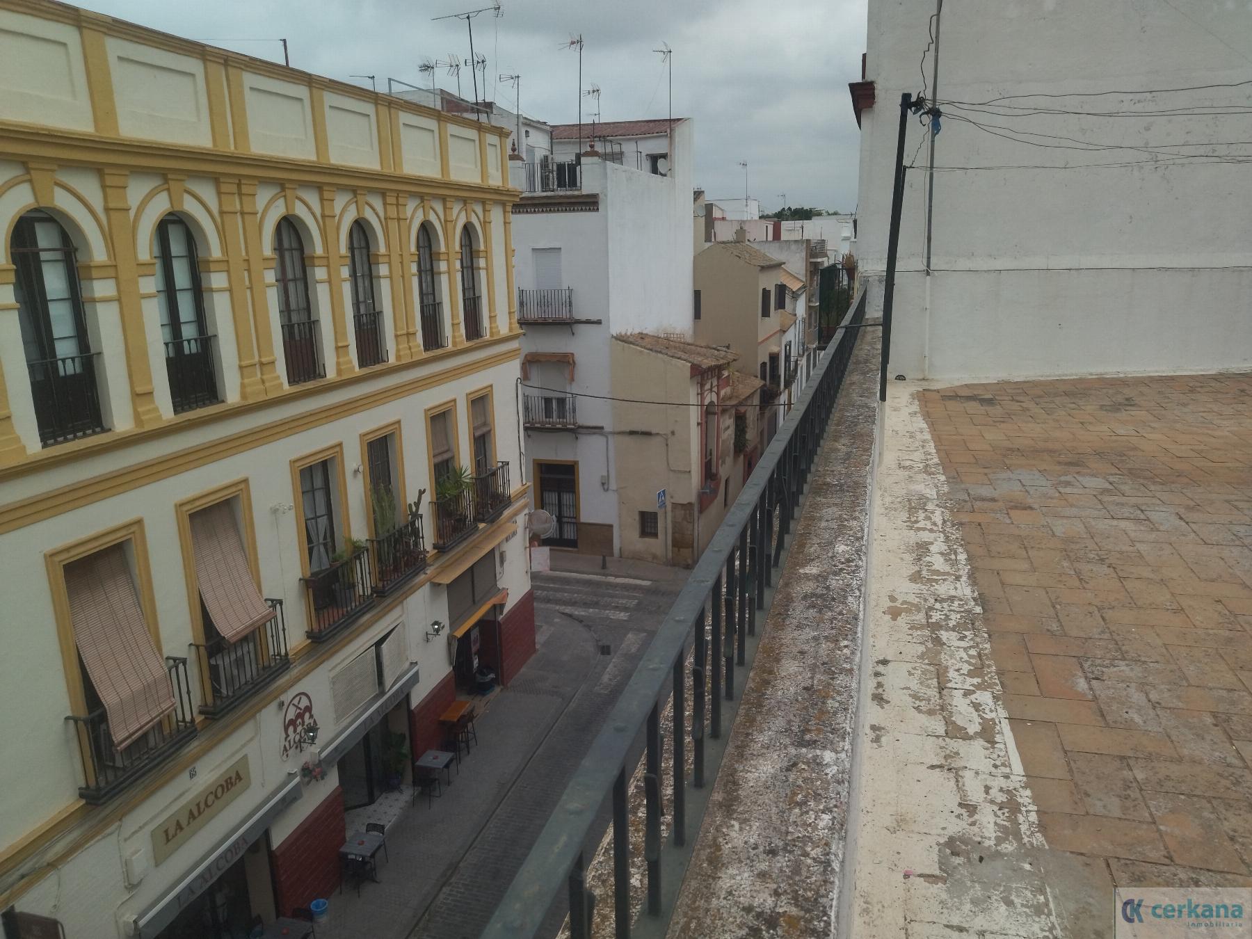 For rent of flat in Sevilla