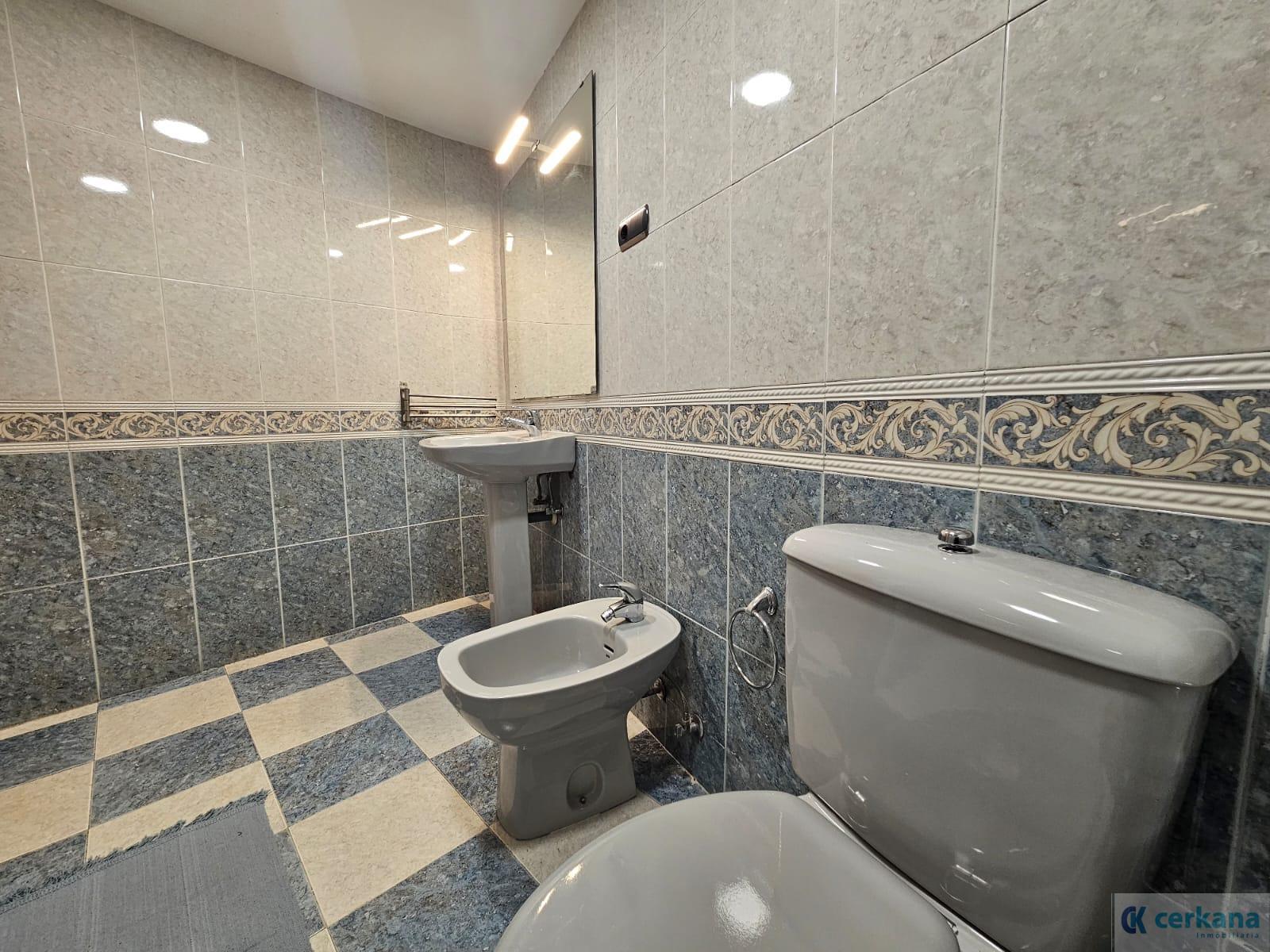 For rent of flat in Sevilla