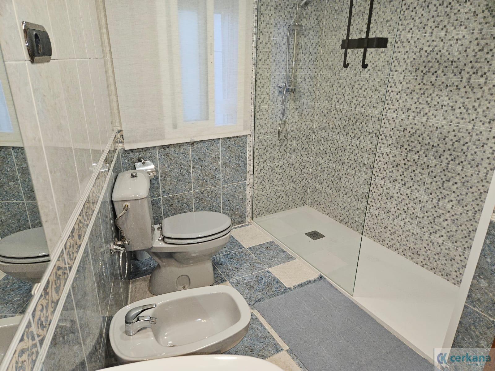 For rent of flat in Sevilla