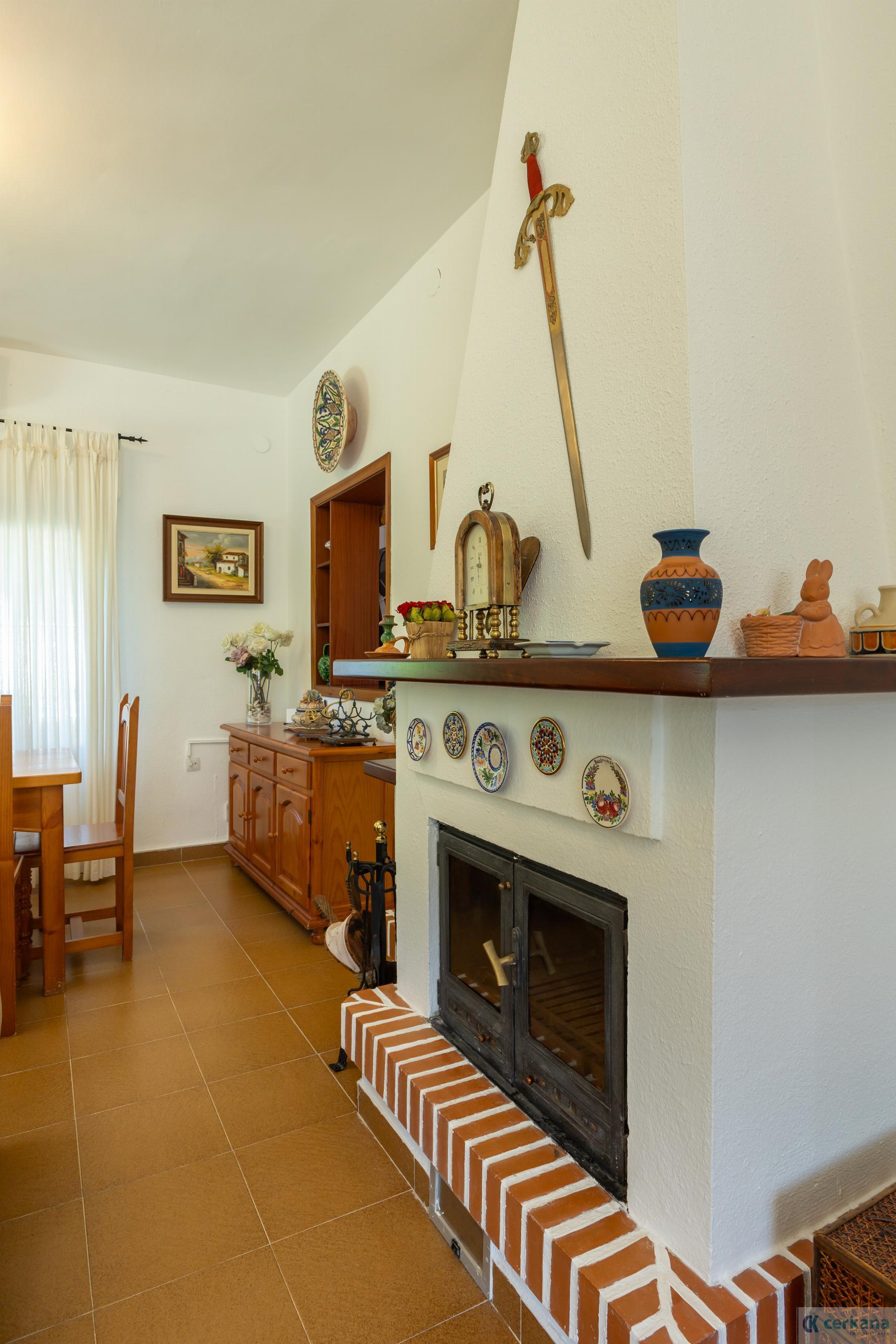 For sale of chalet in Espartinas