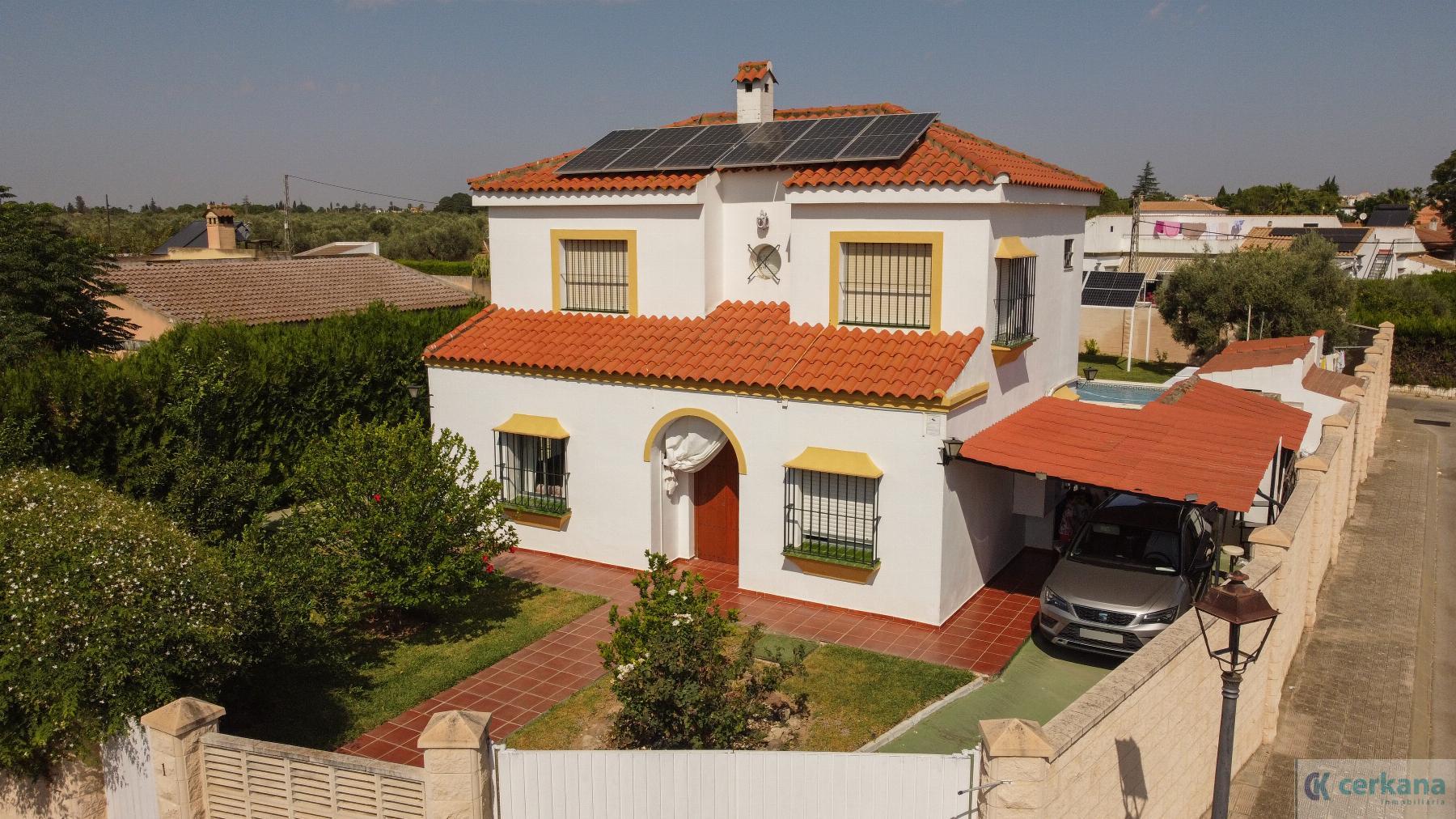 For sale of chalet in Espartinas