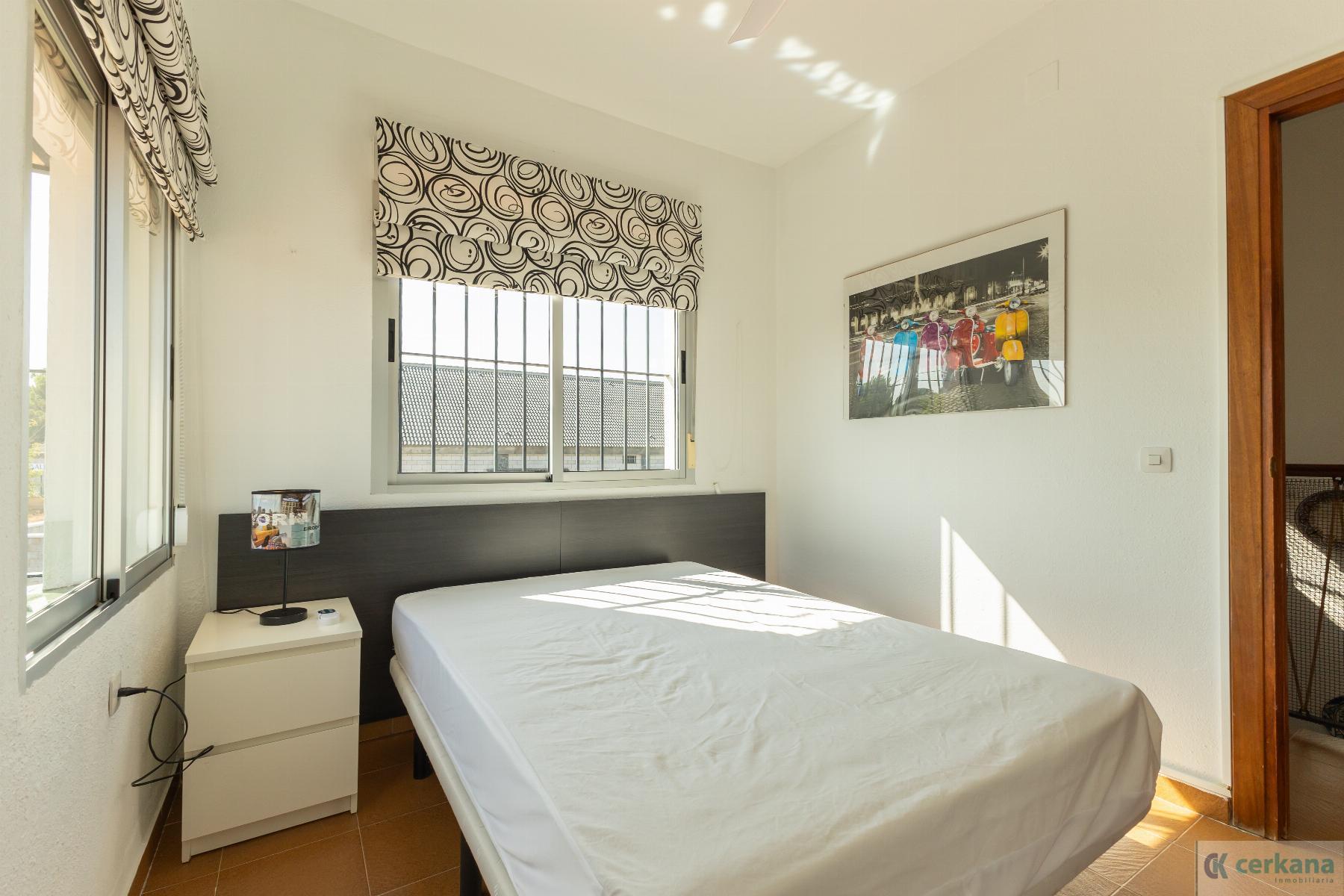 For sale of chalet in Espartinas