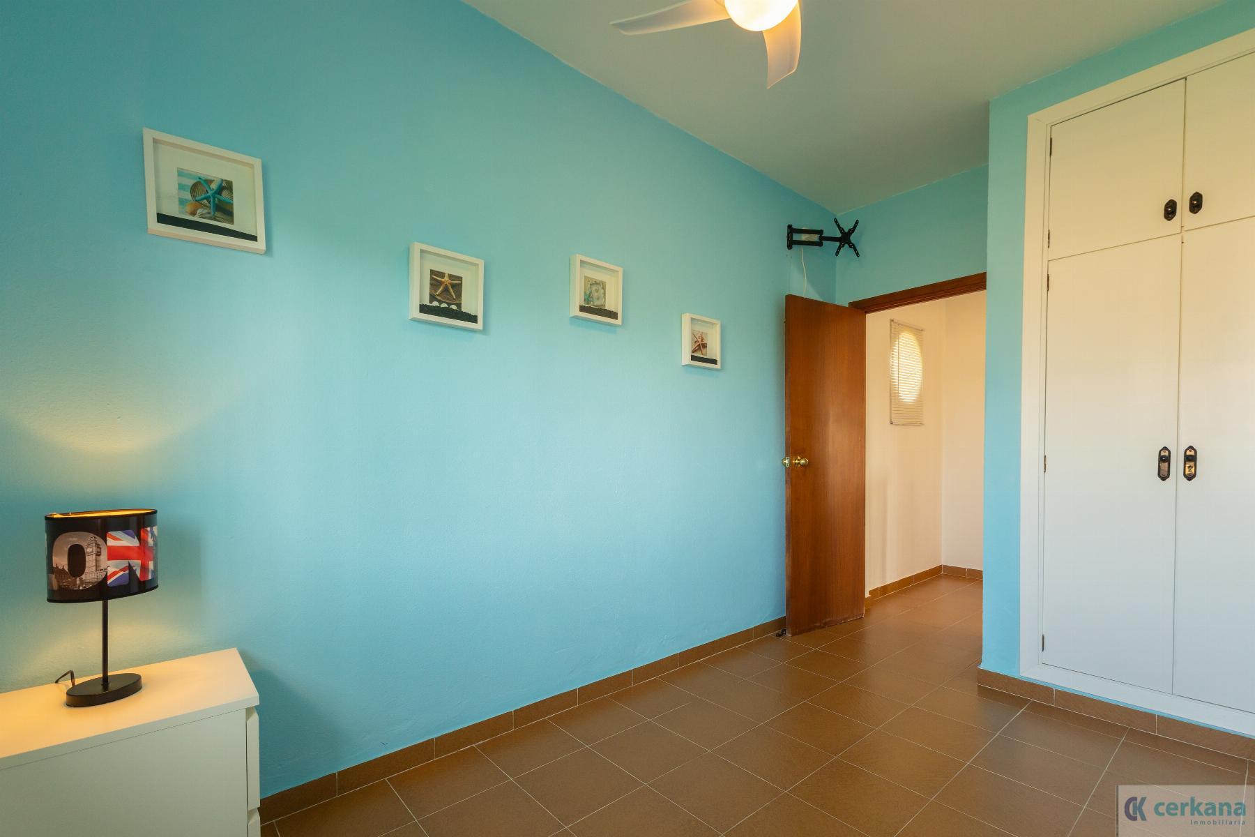 For sale of chalet in Espartinas