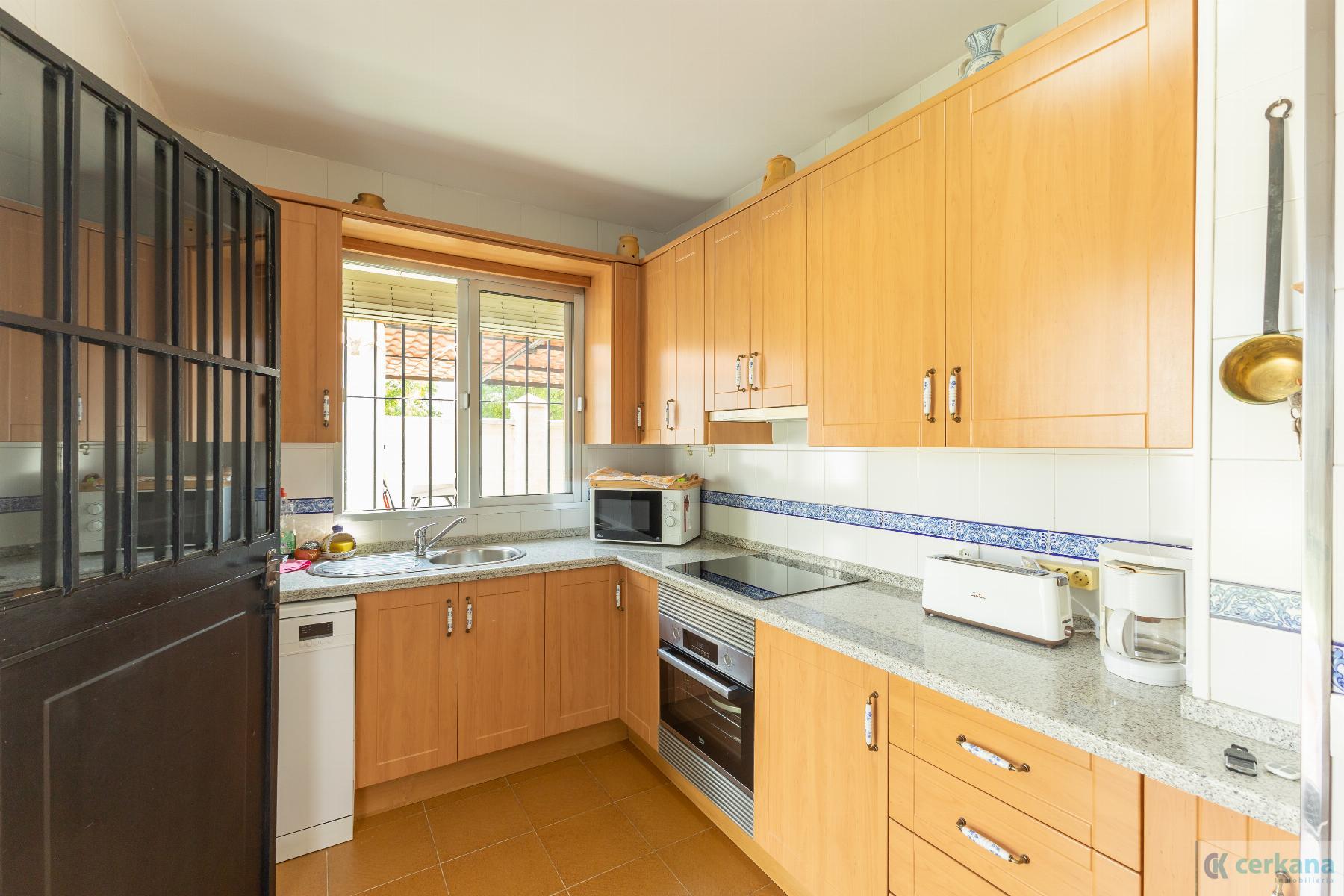For sale of chalet in Espartinas