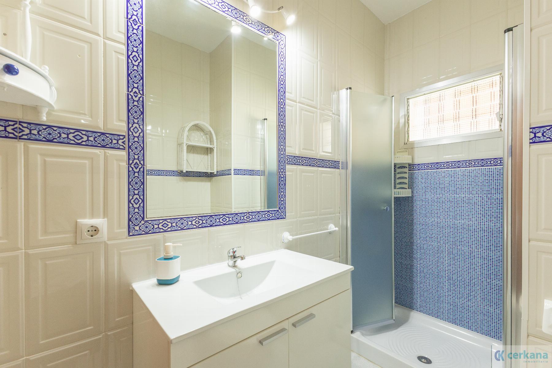 For sale of chalet in Espartinas