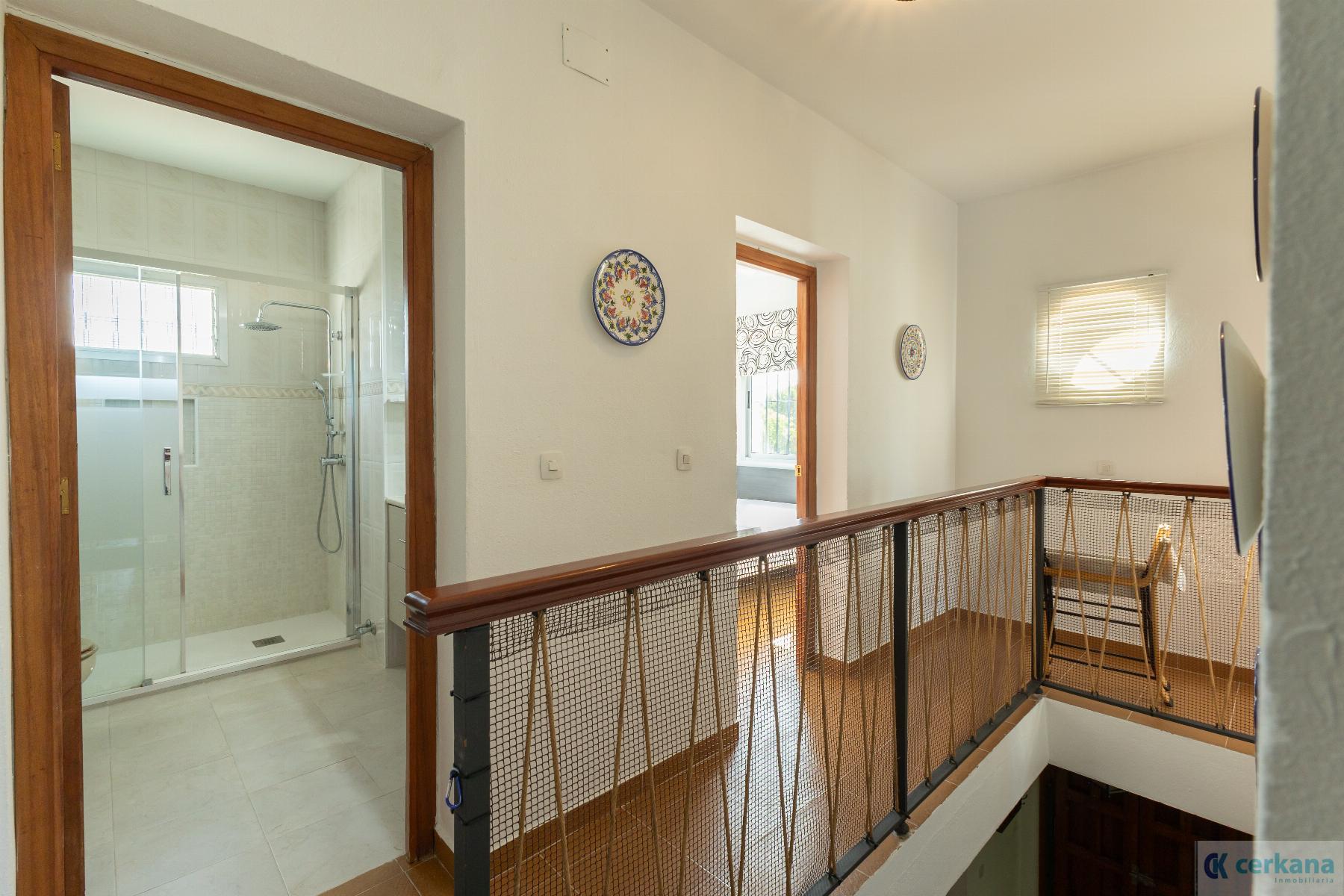 For sale of chalet in Espartinas
