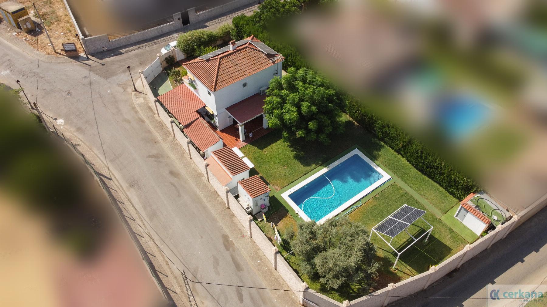 For sale of chalet in Espartinas