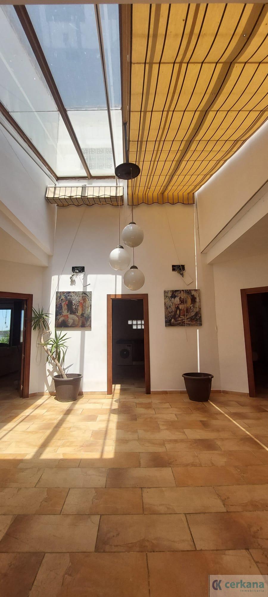 For sale of chalet in Dos Hermanas