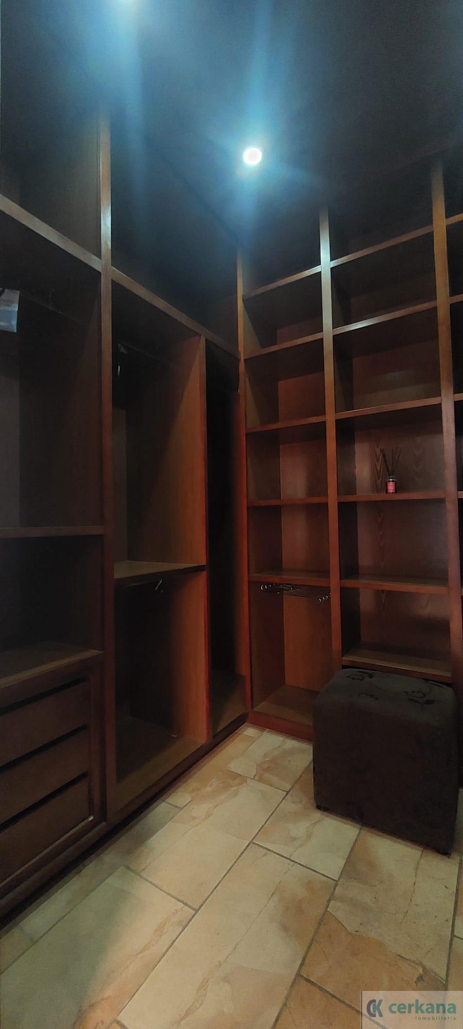 For sale of chalet in Dos Hermanas