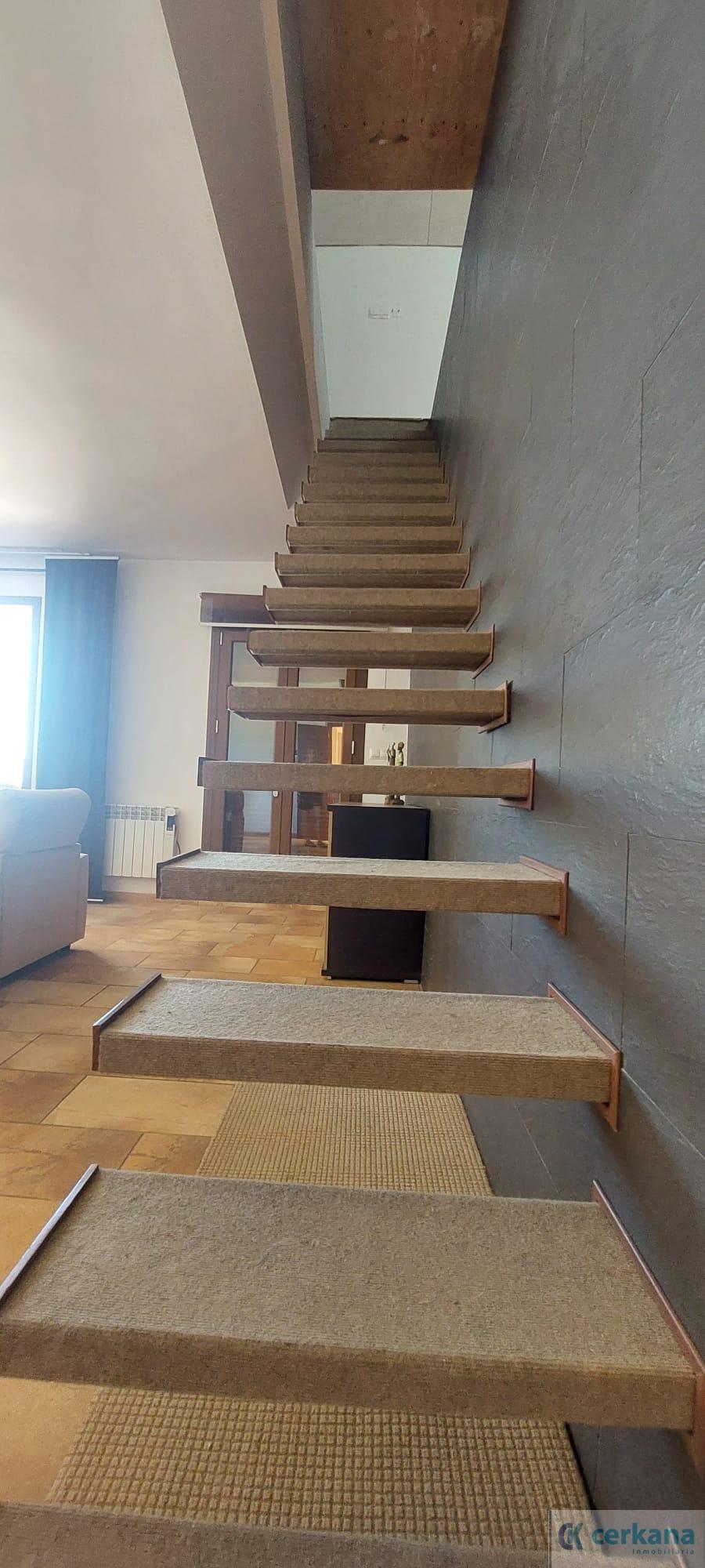 For sale of chalet in Dos Hermanas