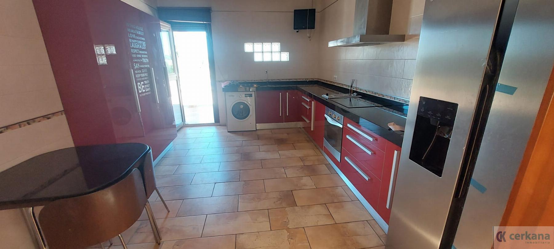 For sale of chalet in Dos Hermanas