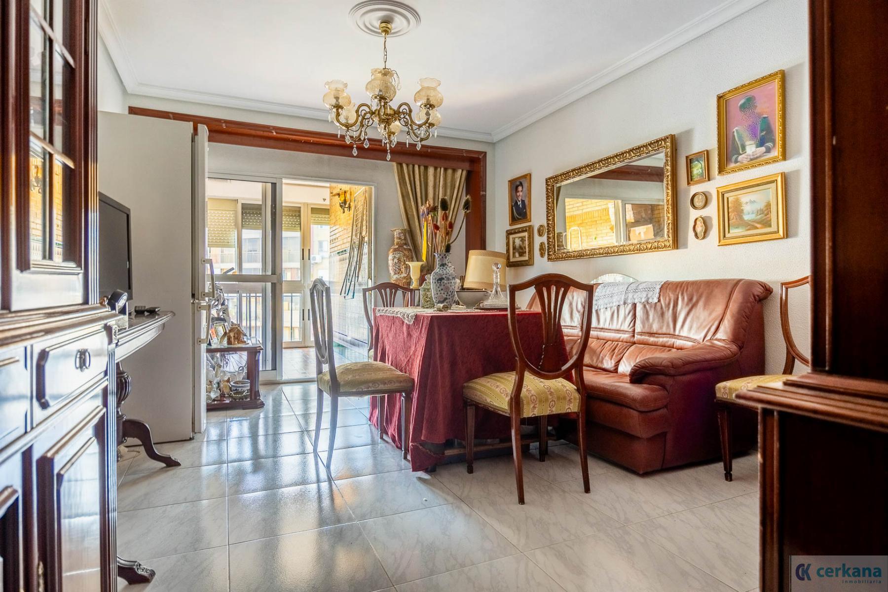 For sale of flat in Sevilla