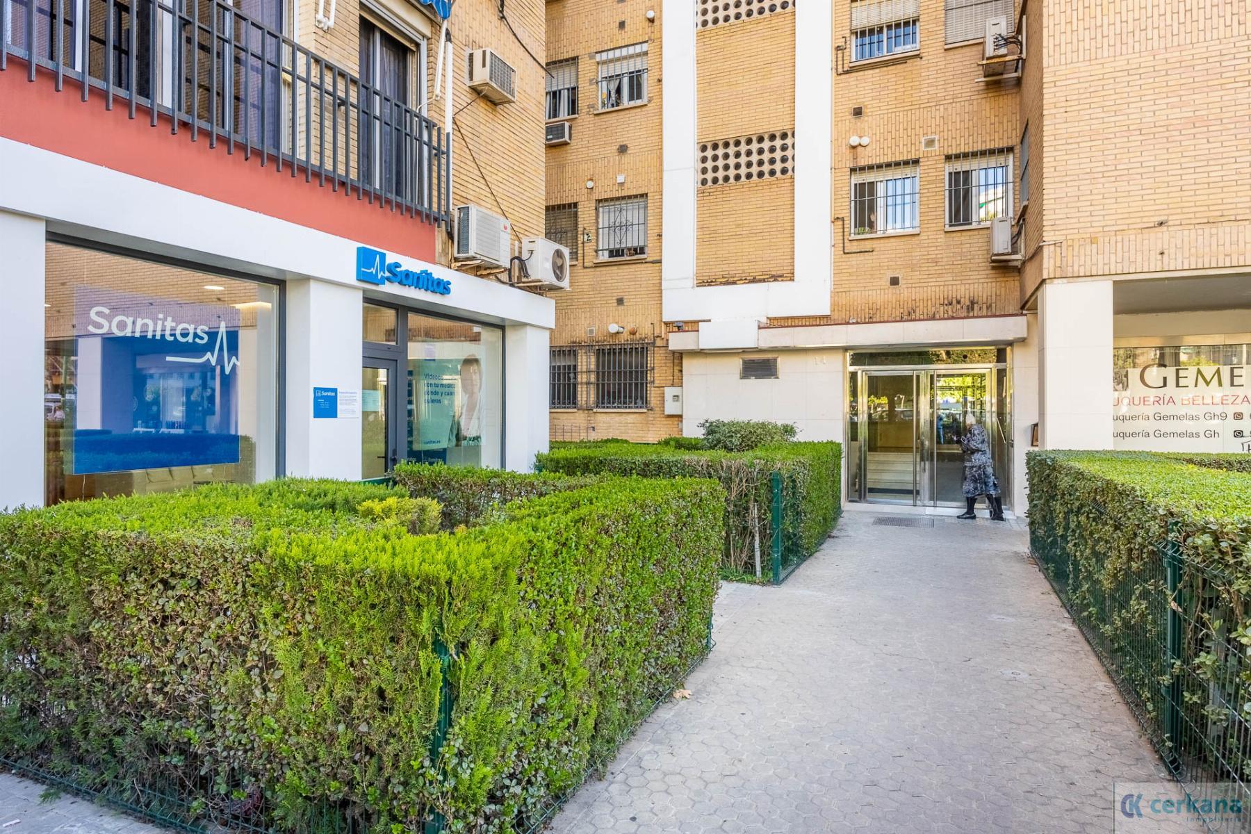 For sale of flat in Sevilla