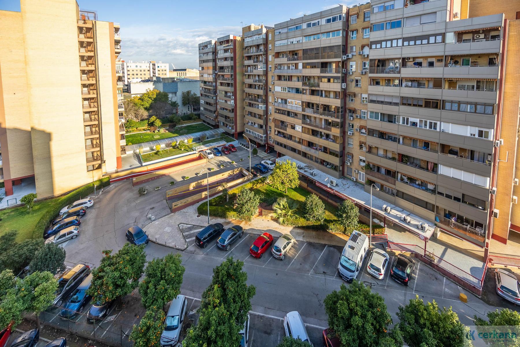 For sale of flat in Sevilla