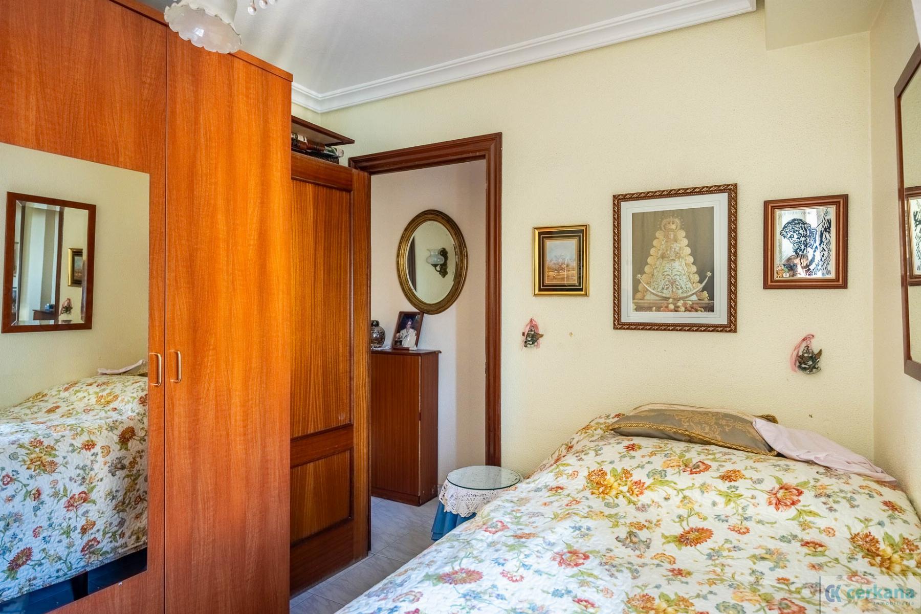 For sale of flat in Sevilla