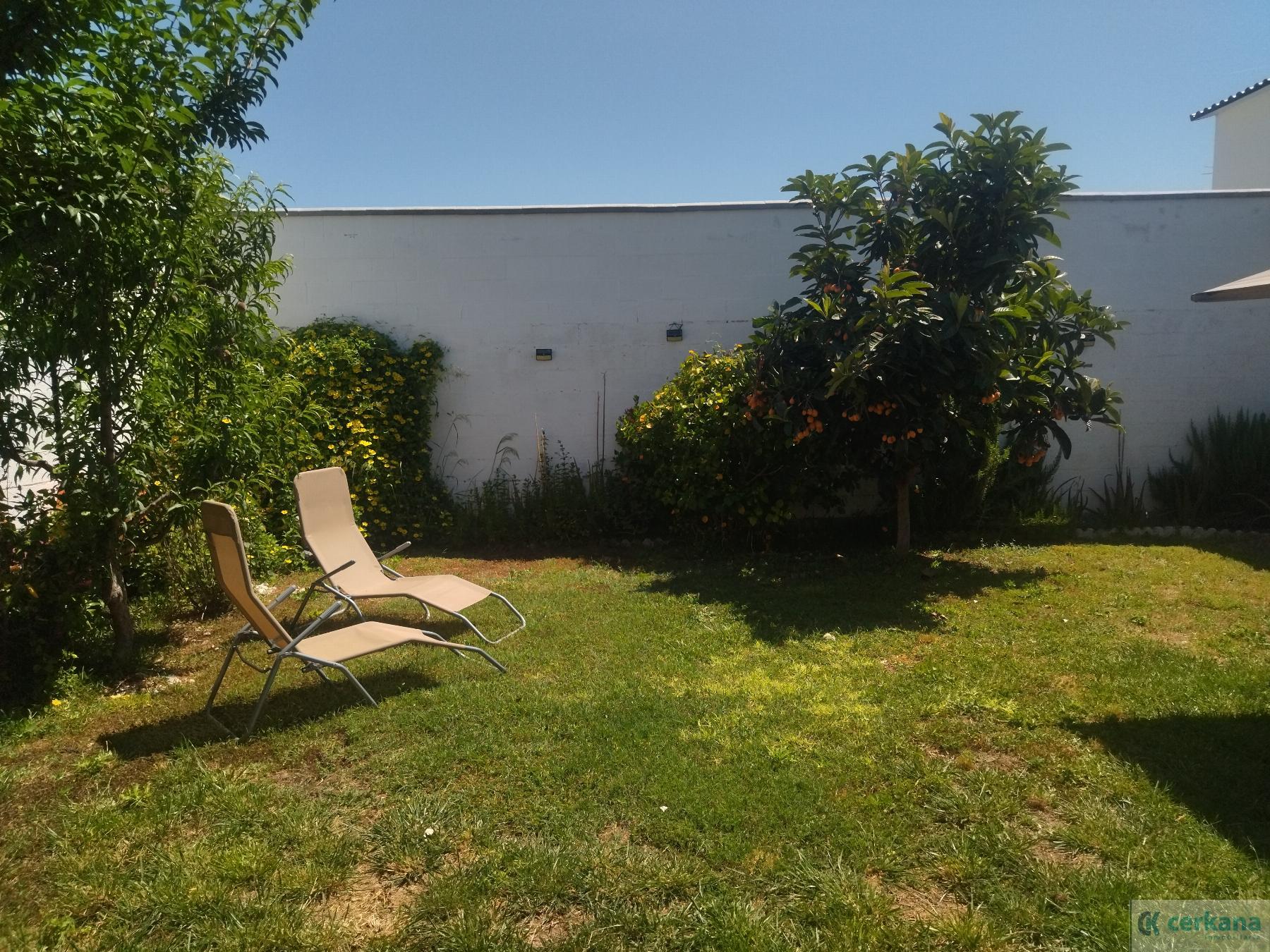 For sale of chalet in Bollullos de la Mitación
