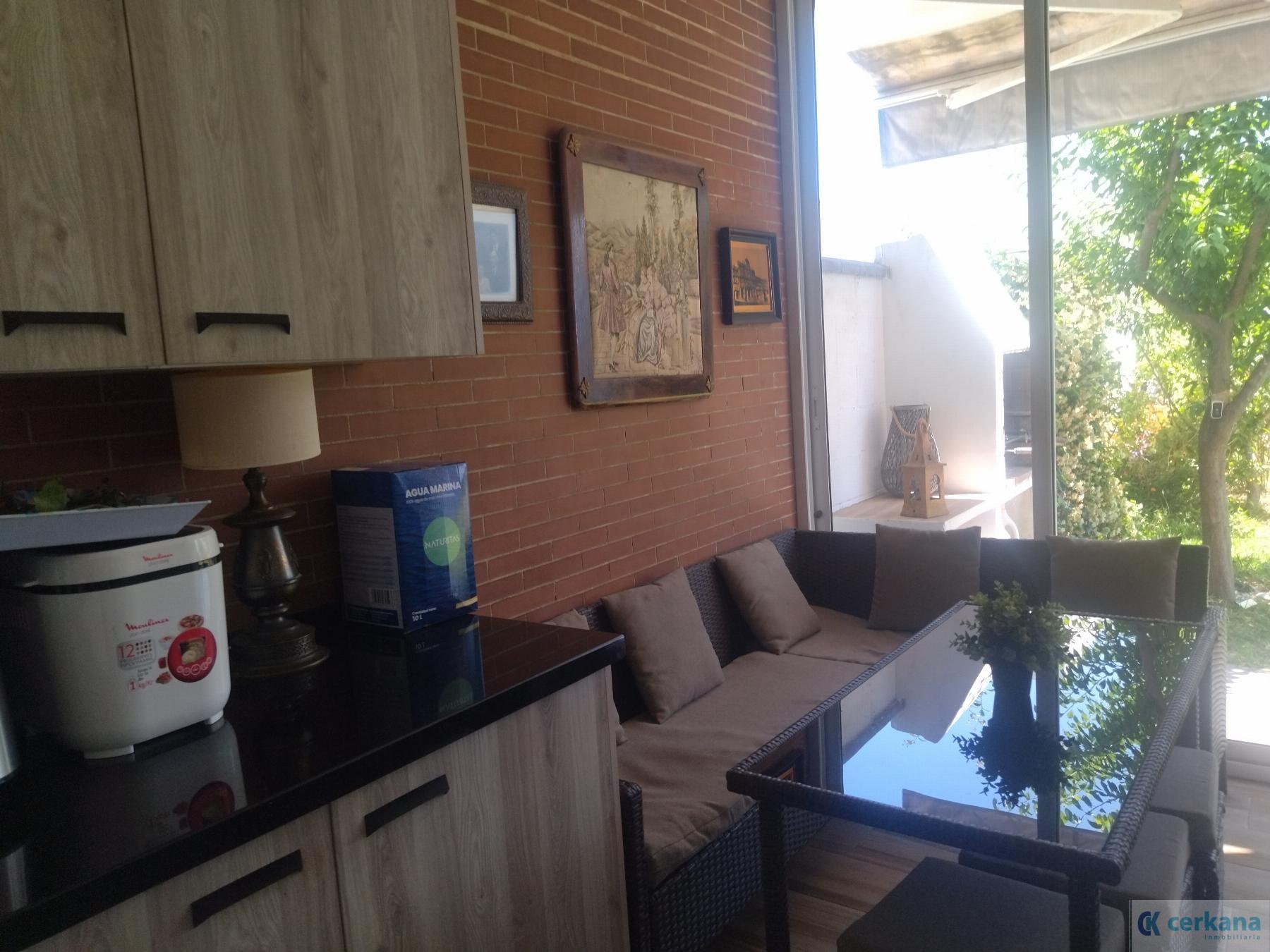 For sale of chalet in Bollullos de la Mitación