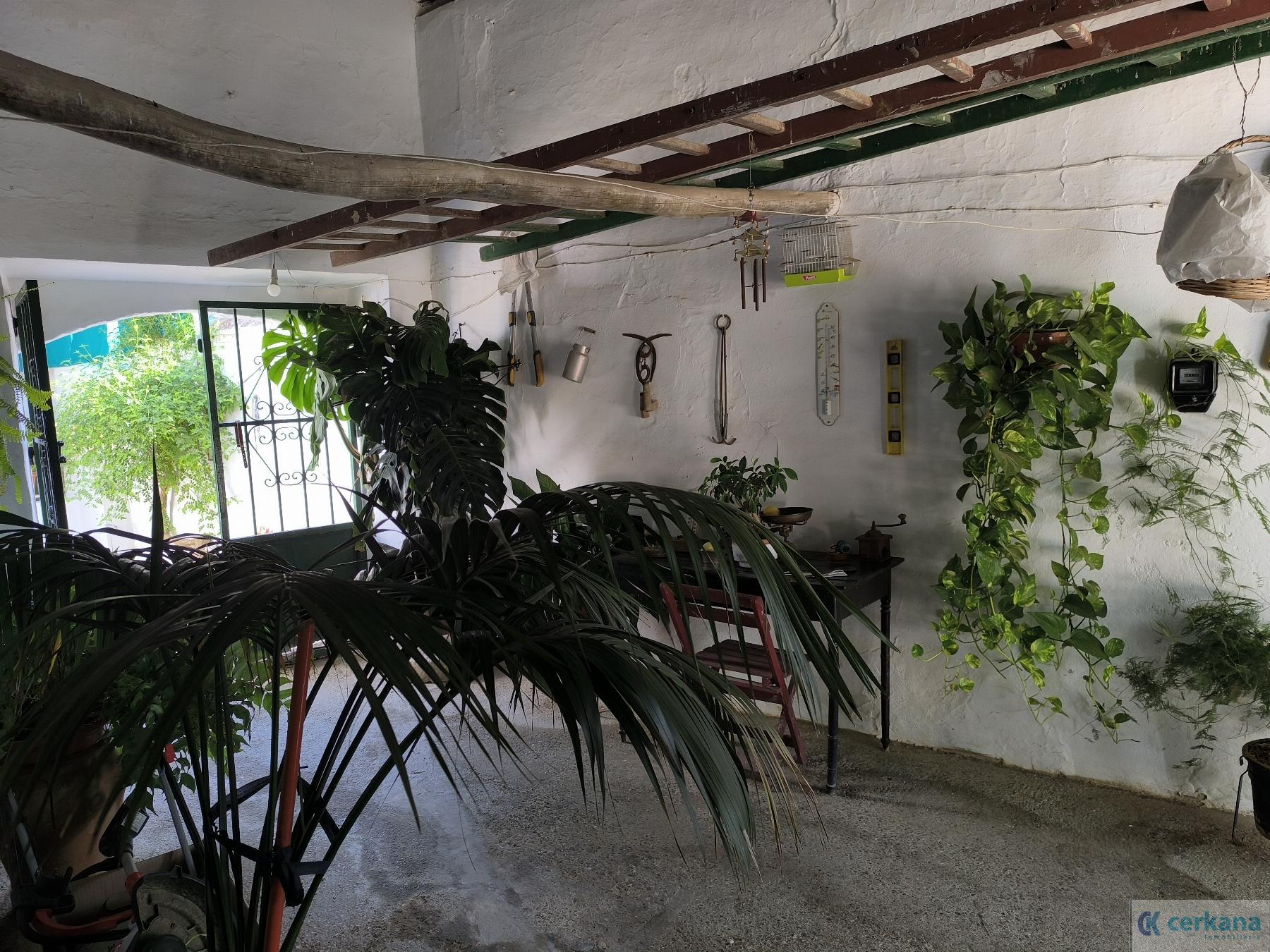For sale of house in Espartinas