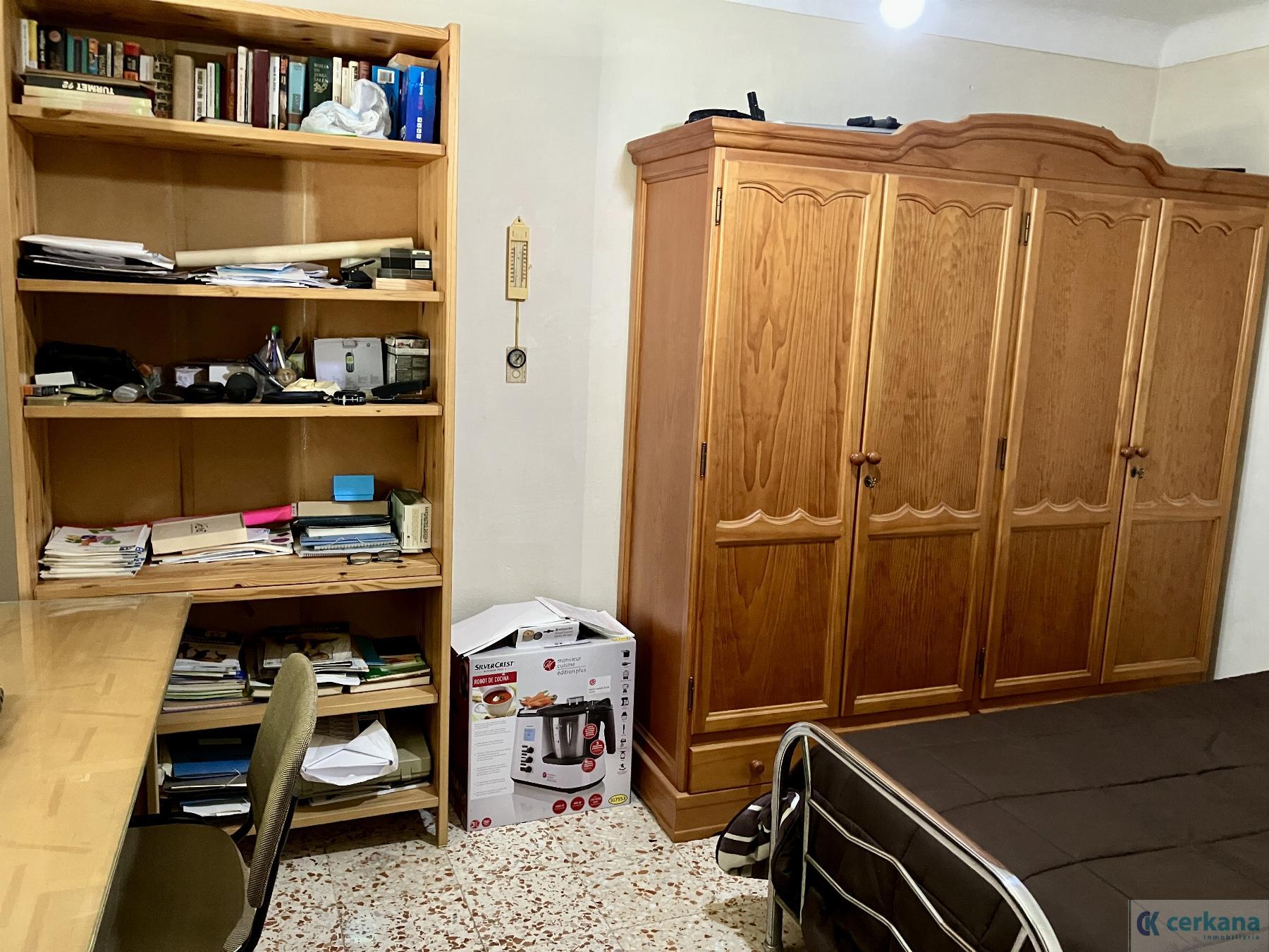 For sale of house in Espartinas