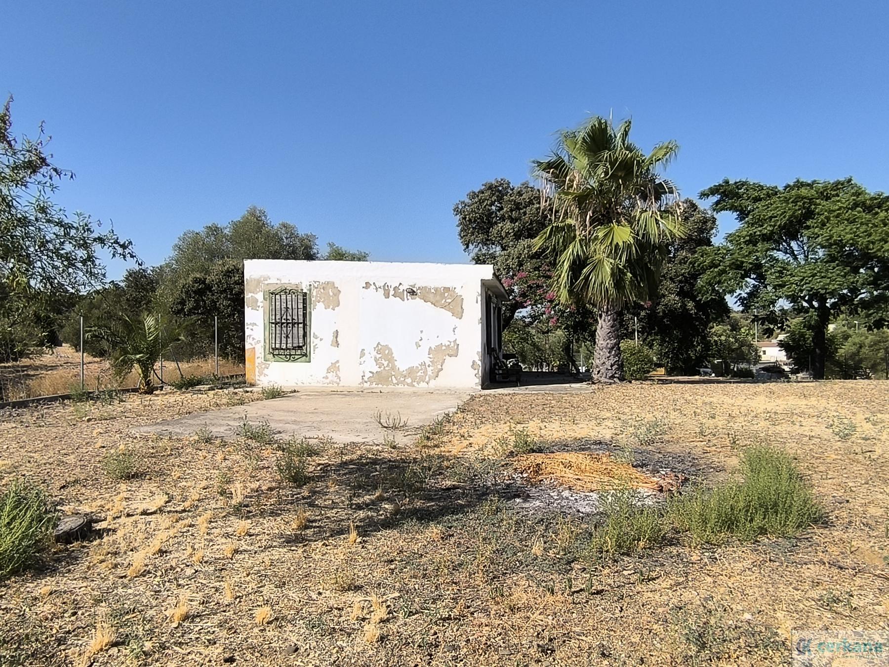 For sale of chalet in Sanlúcar la Mayor