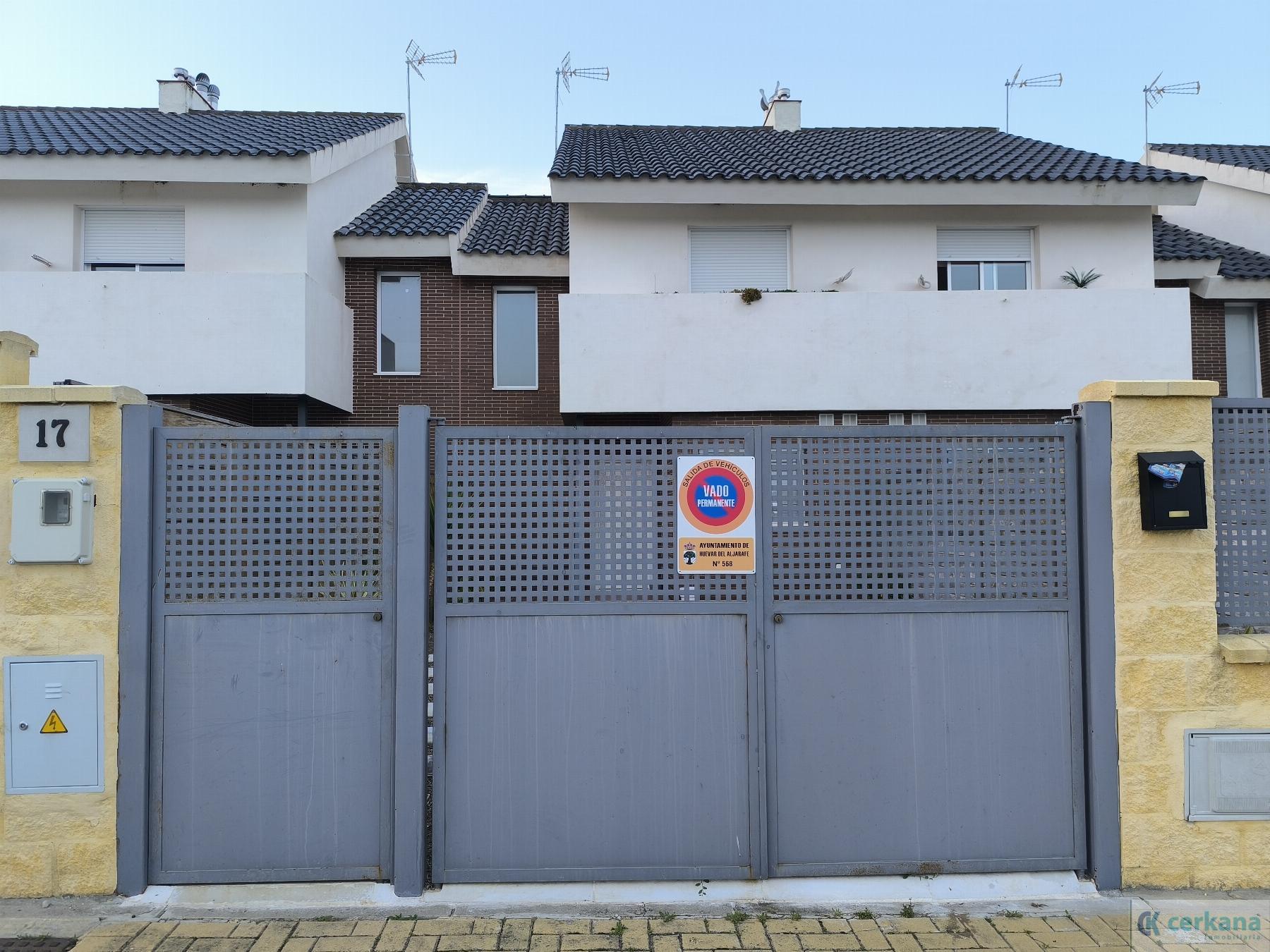 Venta de chalet en Huévar del Aljarafe