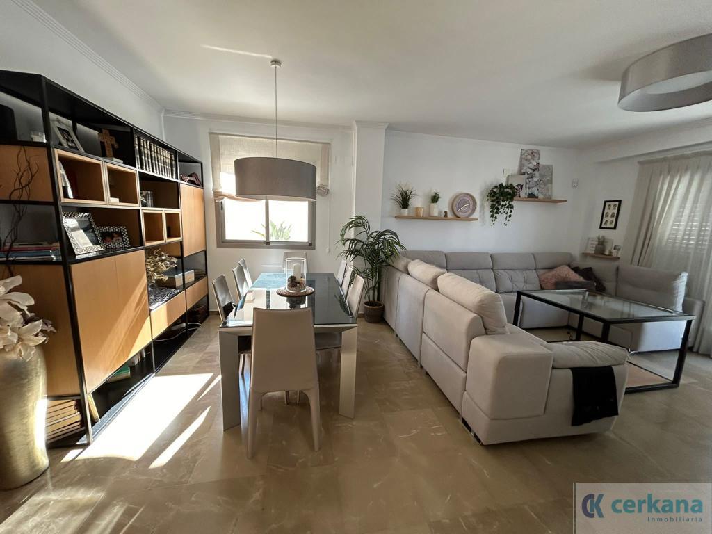 Venta de chalet en Espartinas