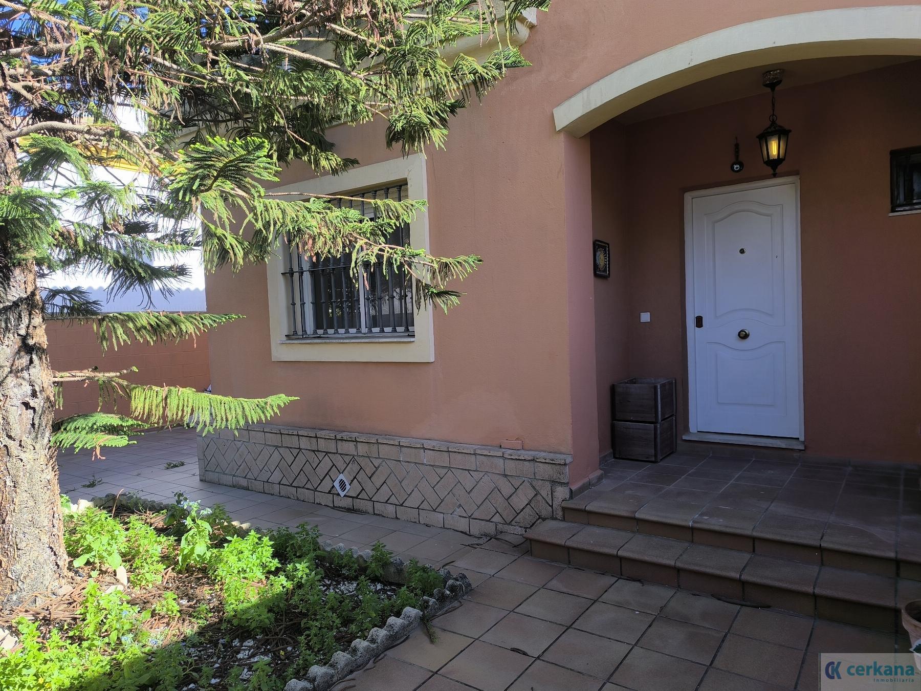 Venta de chalet en Espartinas