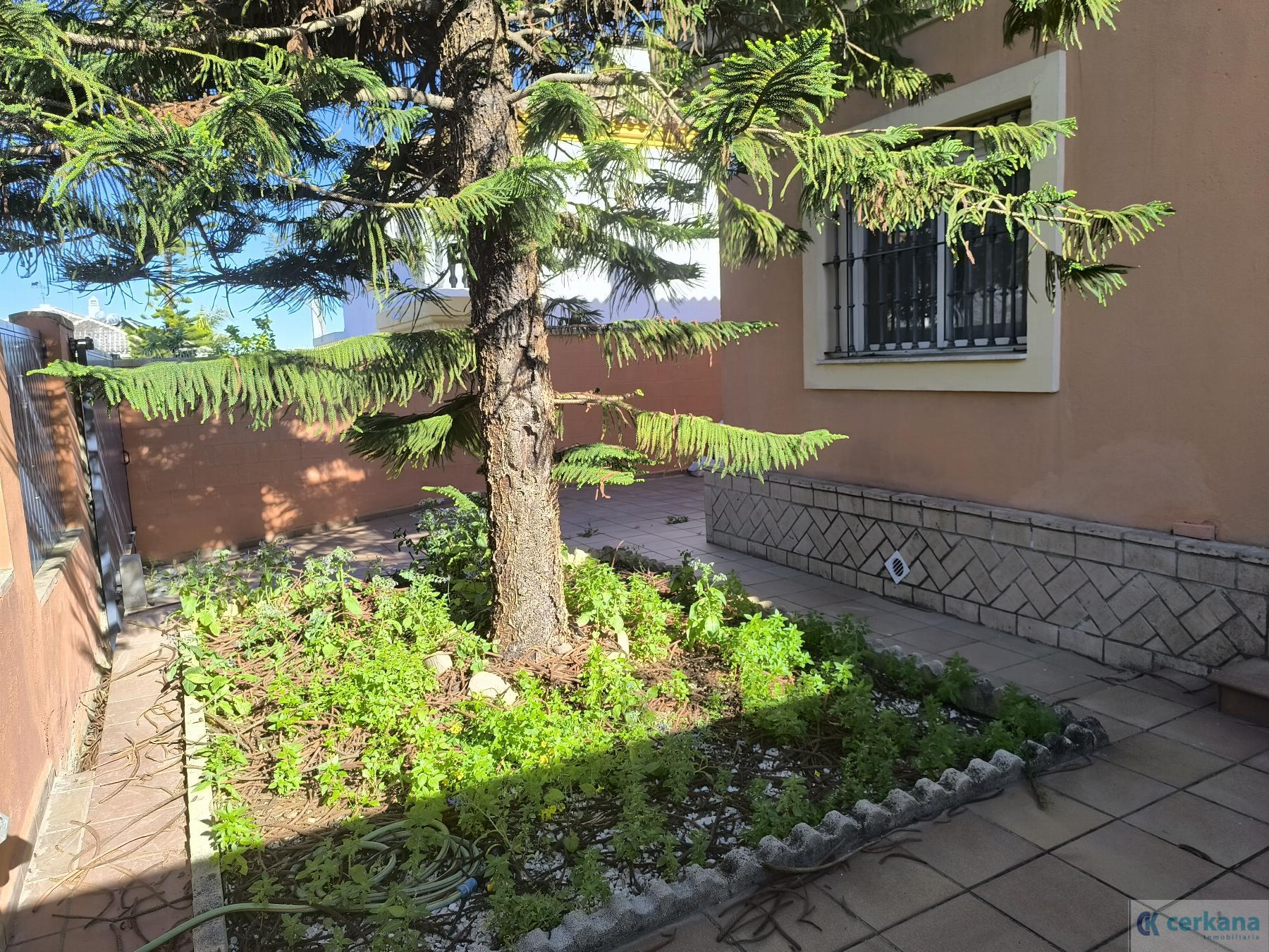 Venta de chalet en Espartinas