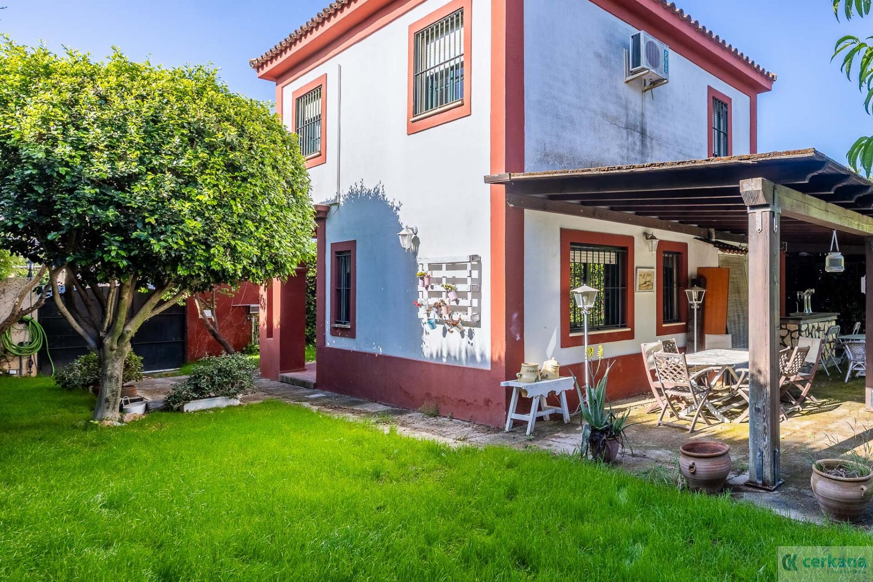 Venta de chalet en Espartinas
